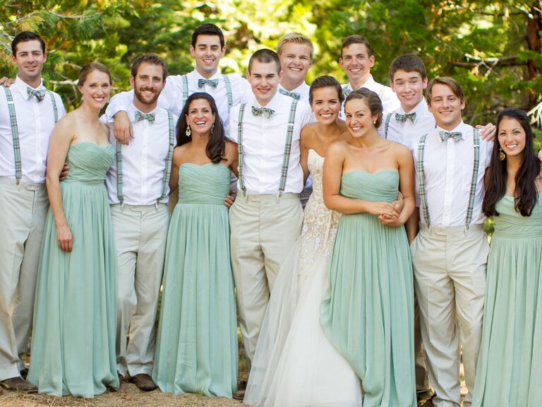 Wedding party with uneven numbers of groomsmen and bridesmaids