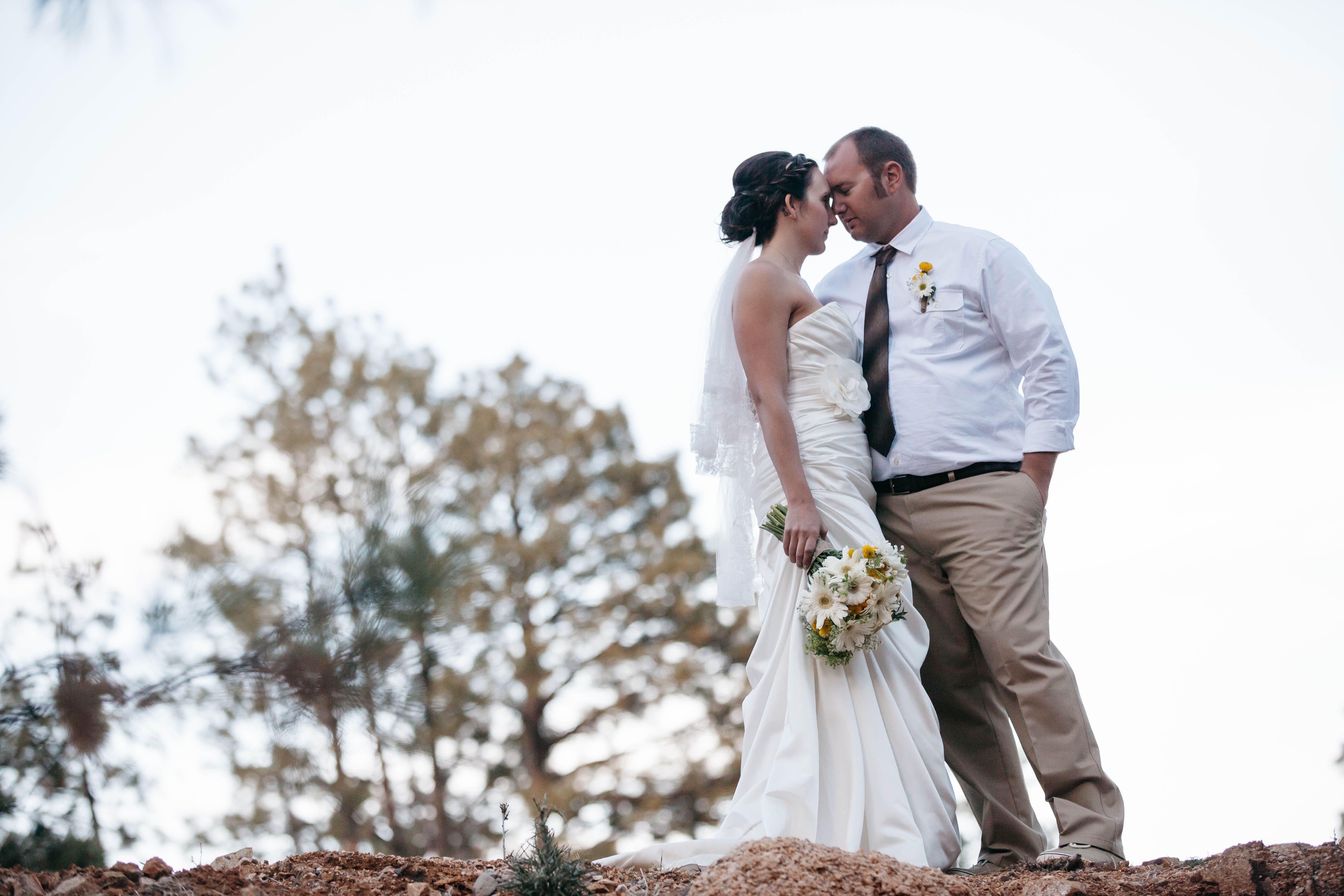 A Country Casual  Mountain  Wedding  at Hualapai Mountain  