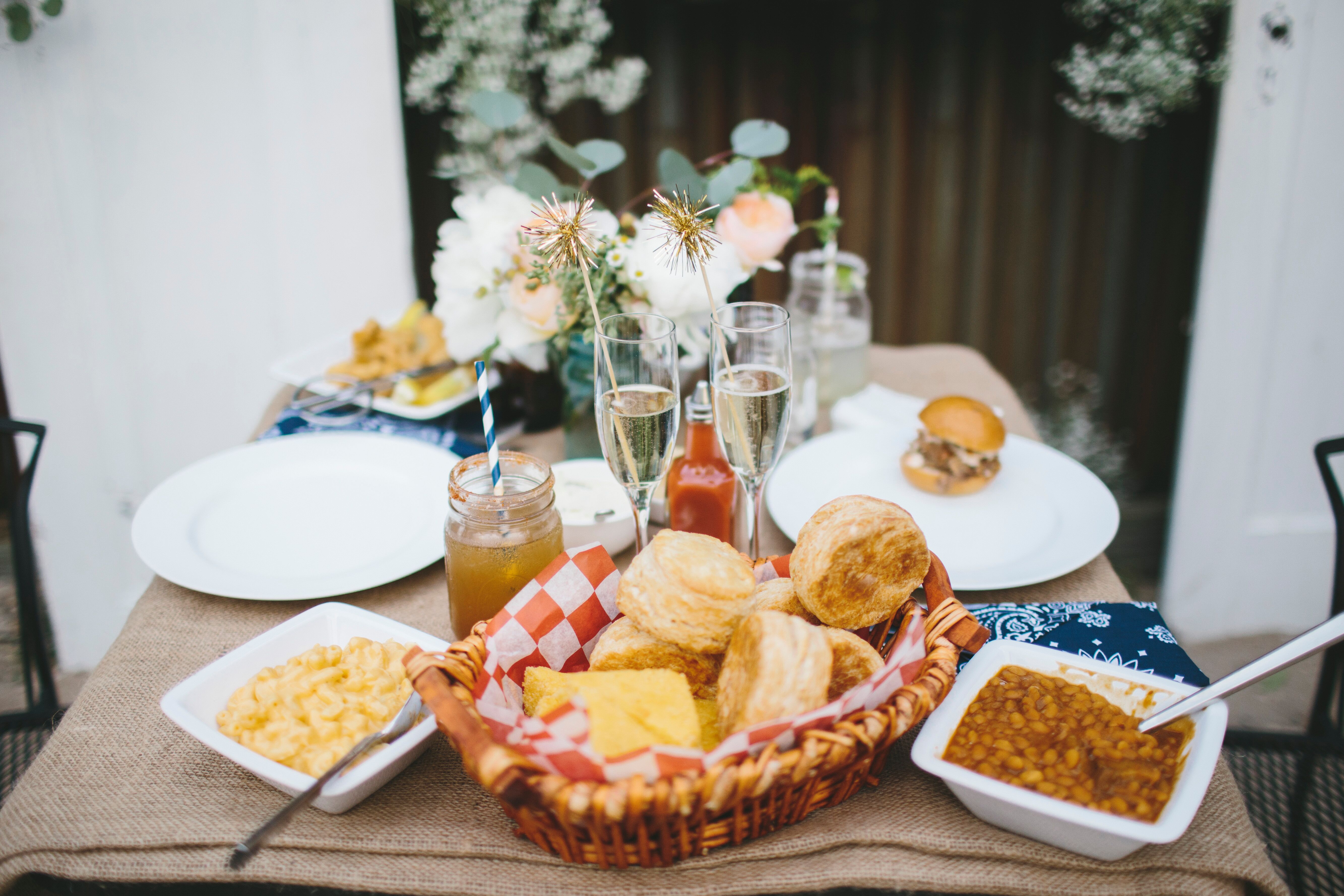 Comfort Food Ideas For Your Wedding Menu