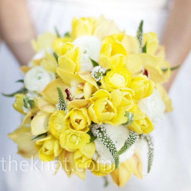 Yellow and White Bouquet