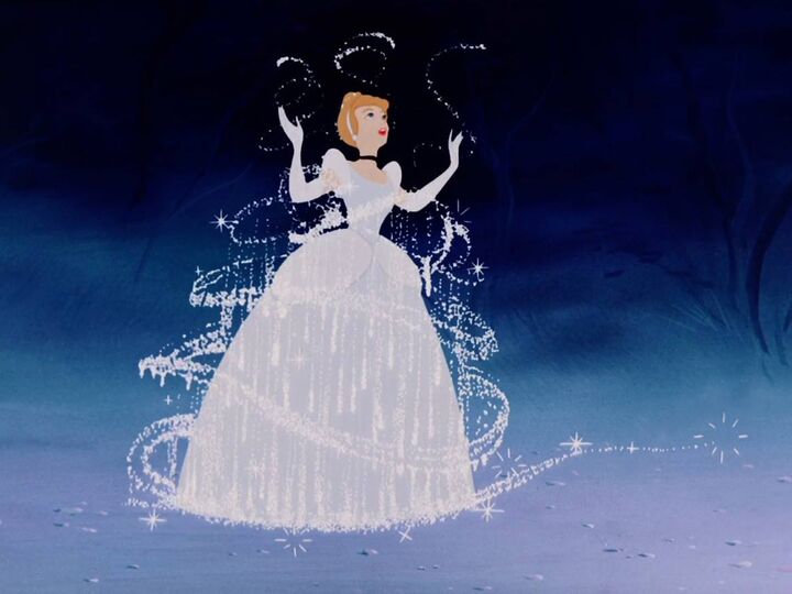 You Have To See This Bride S Light Up Cinderella Dress
