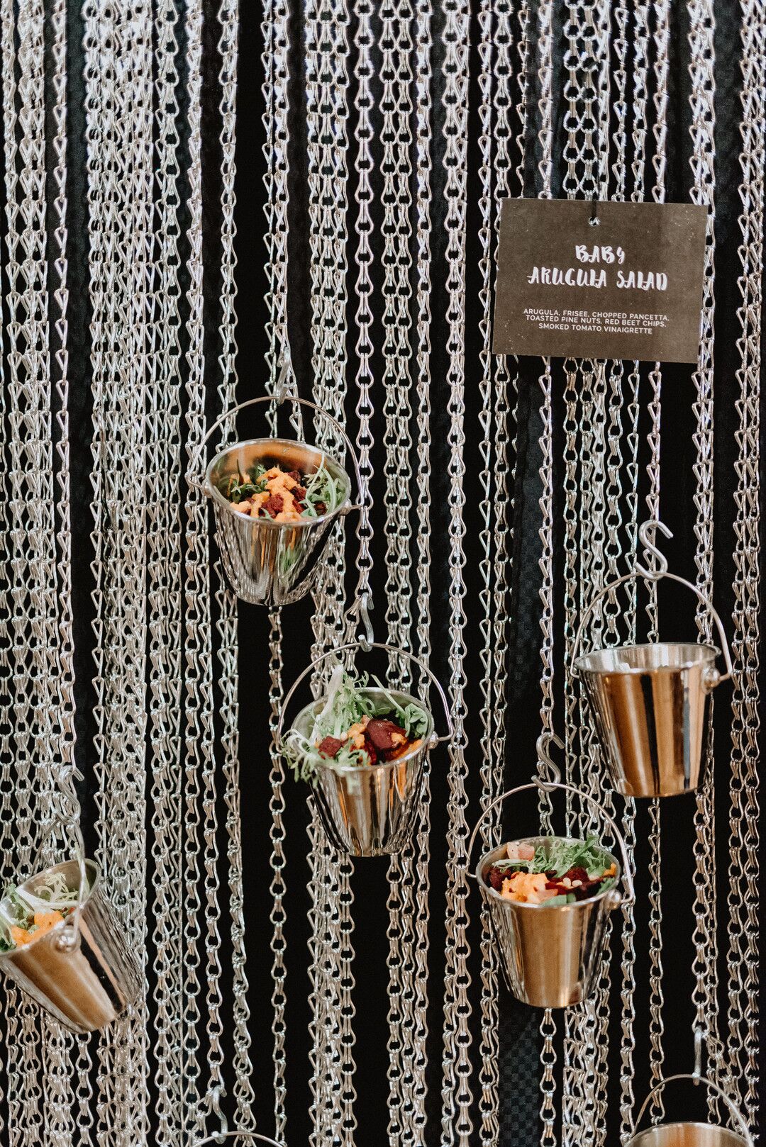 Chains and Buckets for Decoration