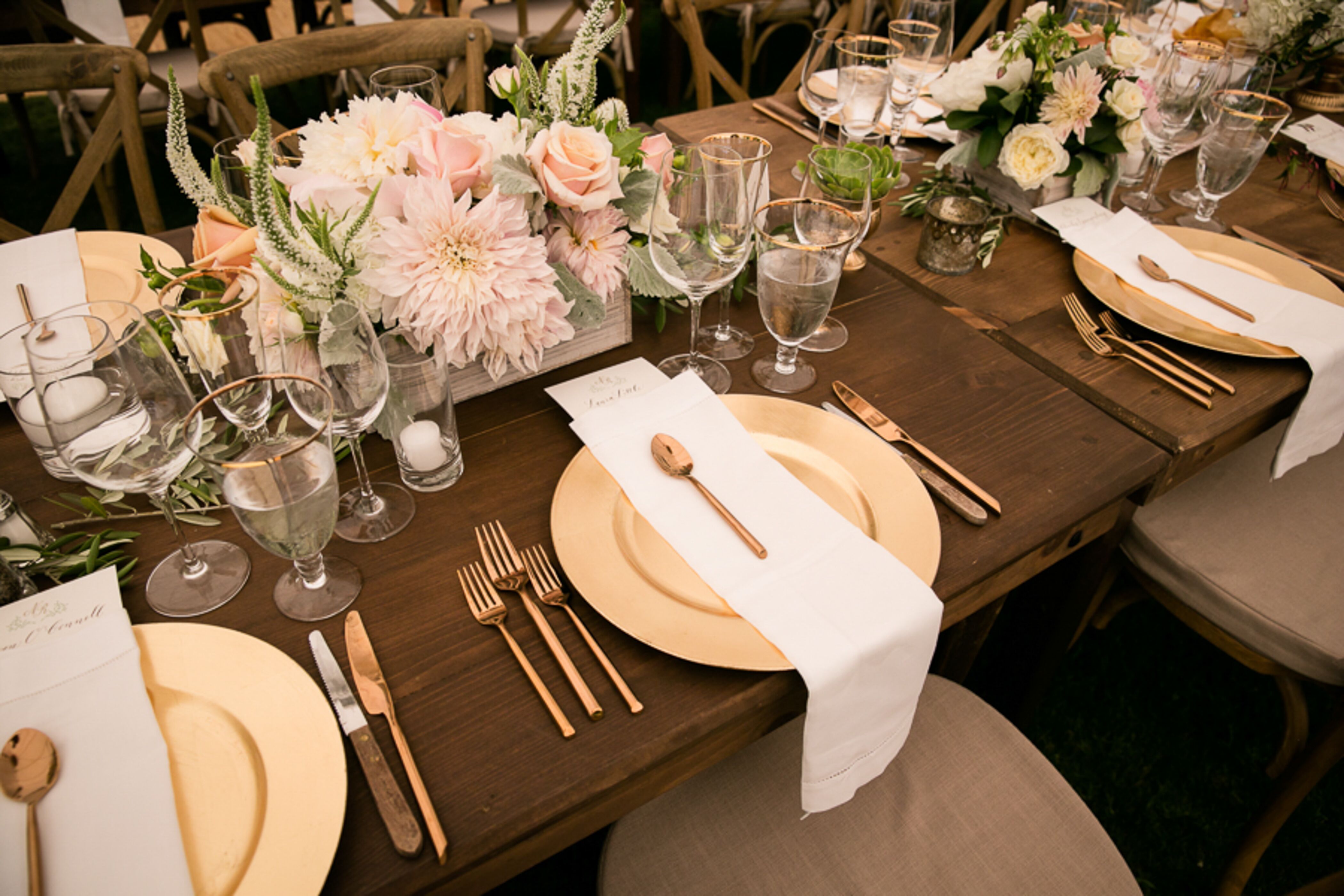 Gilded Charger Plates and Cutlery