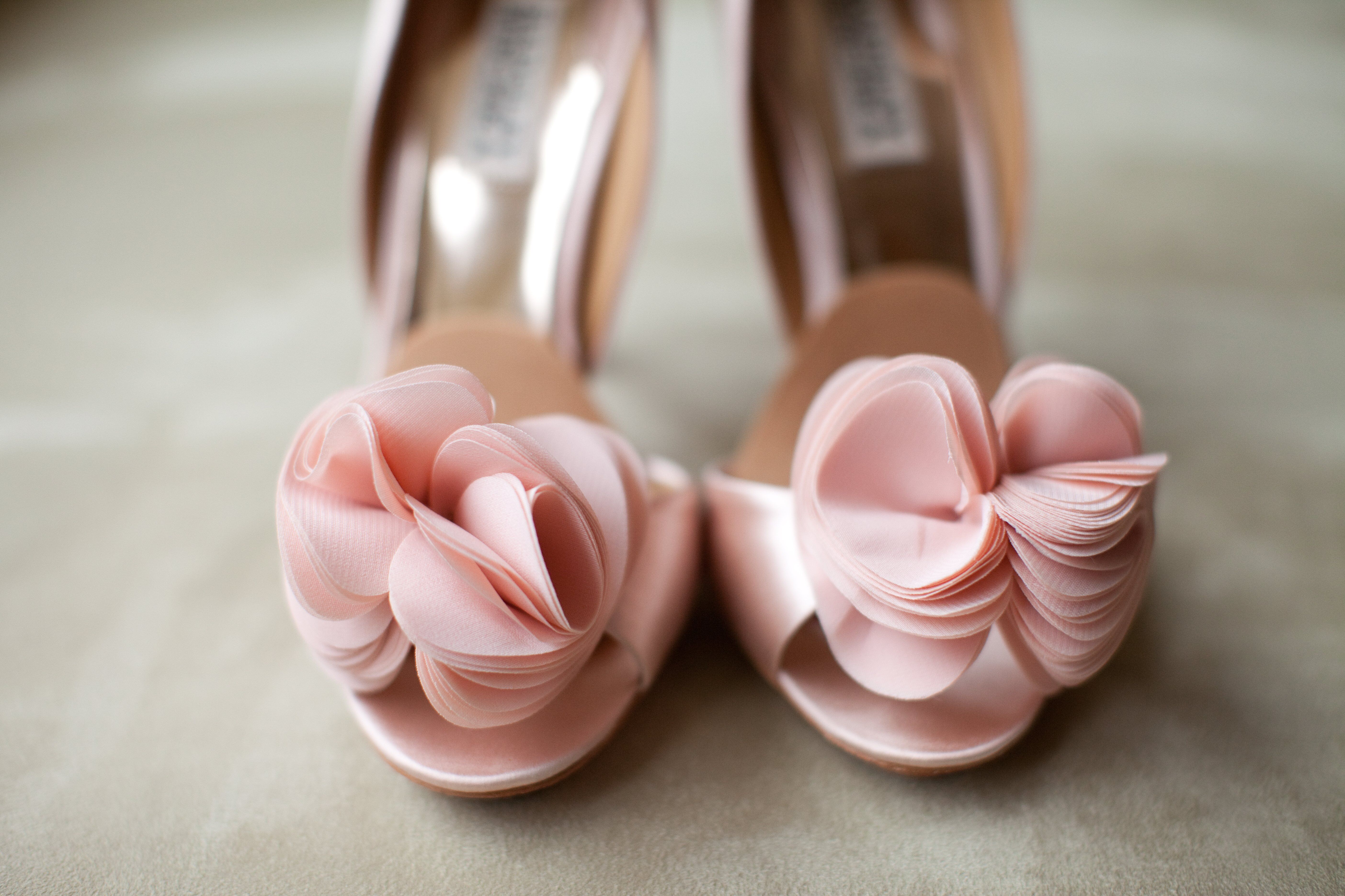 light-pink-badgley-mischka-shoes