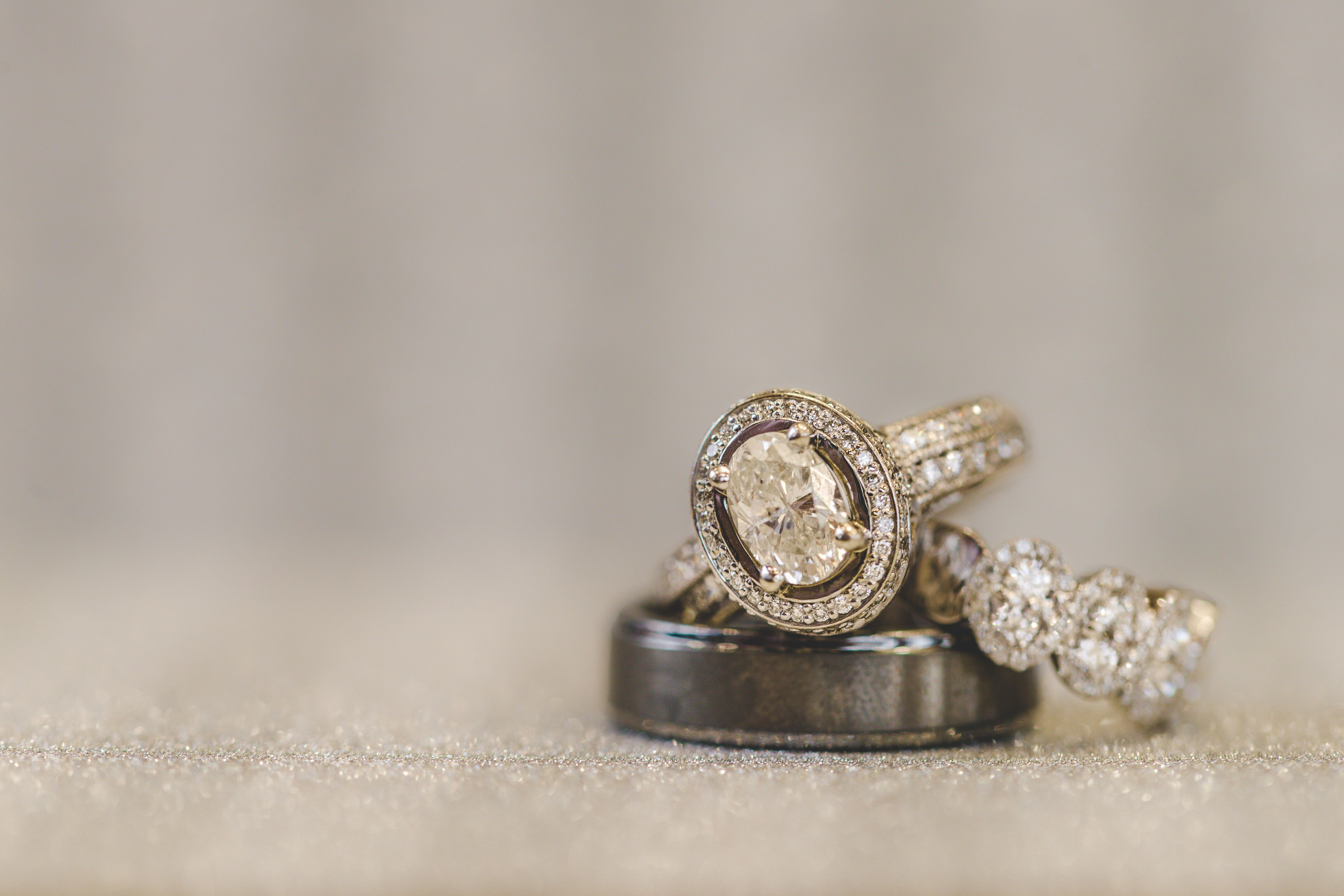 Sissy's log clearance cabin engagement rings