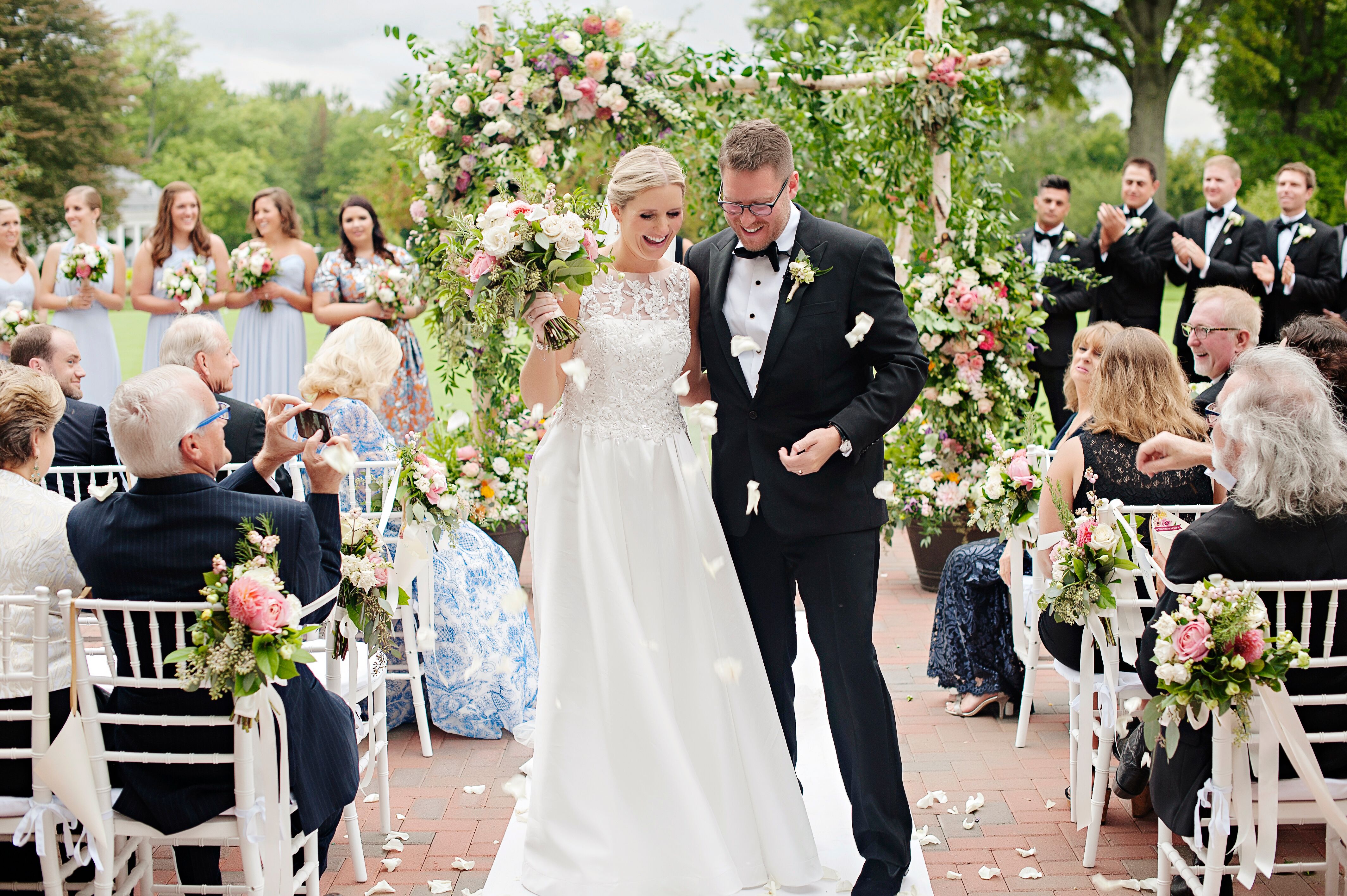 A Colorful Preppy Wedding At The Cincinnati Country Club In