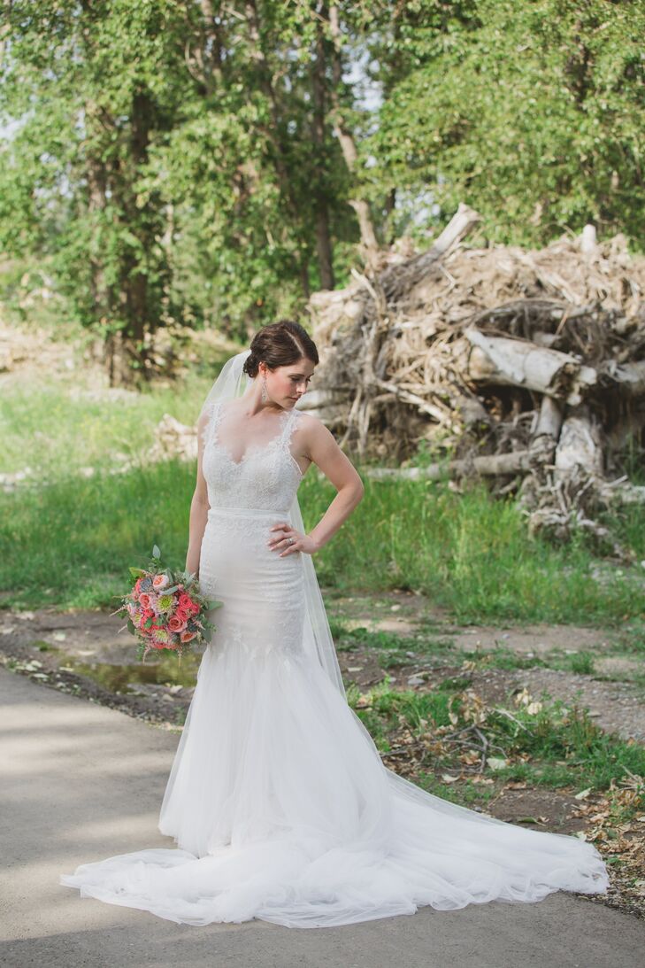 A Vibrant Summer Wedding  at Foothills Centennial Centre in 