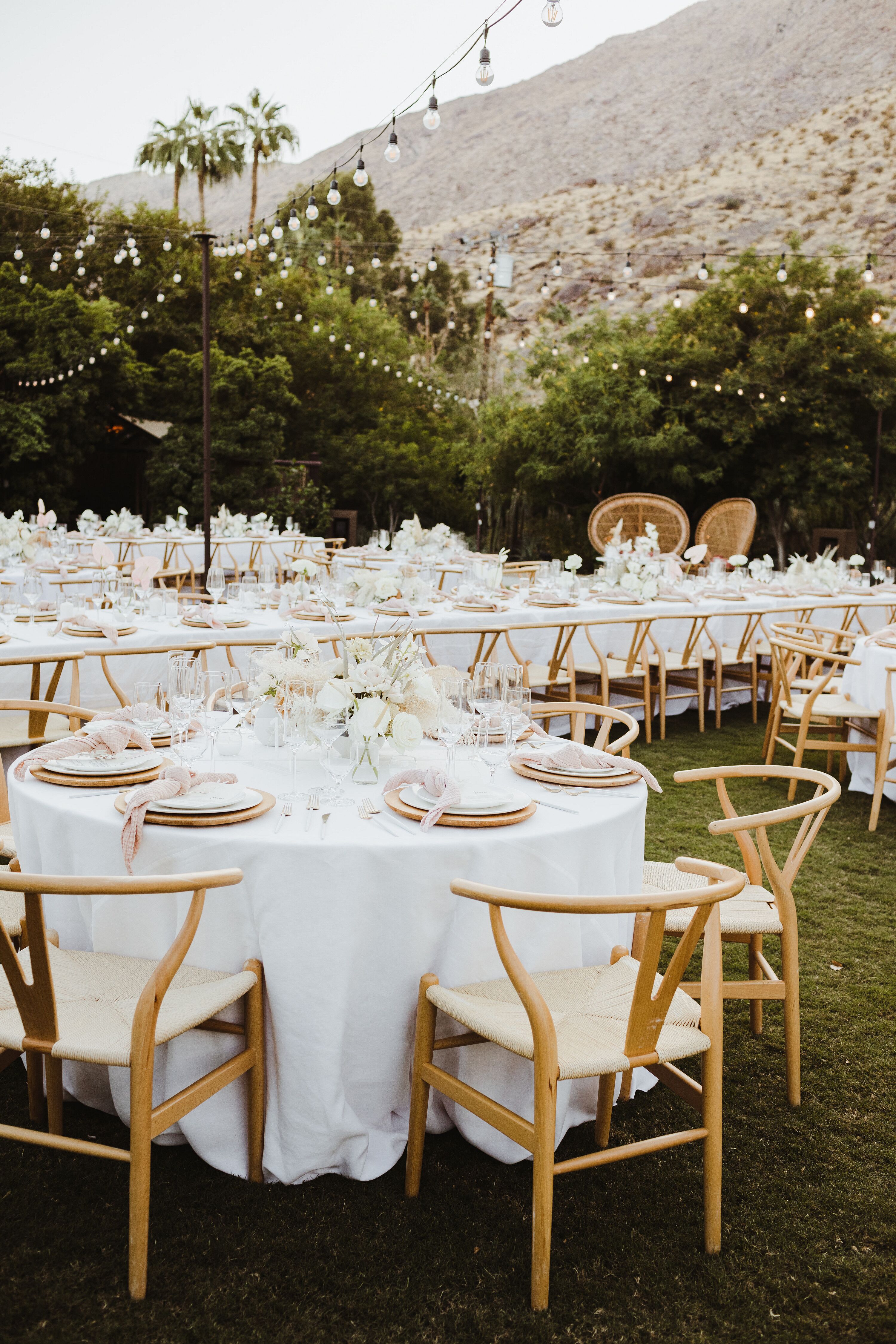 The Coast of Australia Inspired This Modern Neutral Wedding at Colony ...