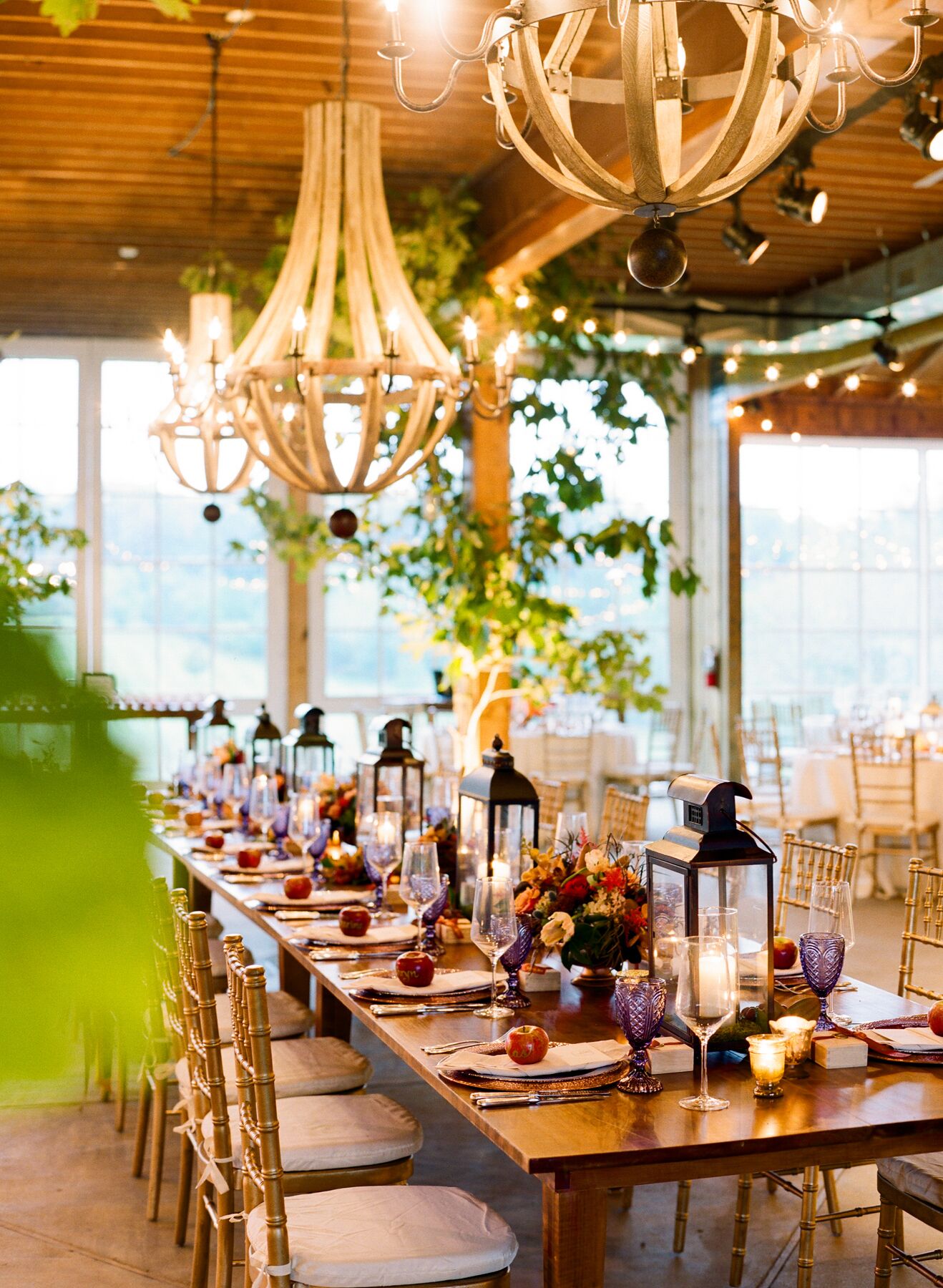 Rustic Tablescape with Autumnal Décor