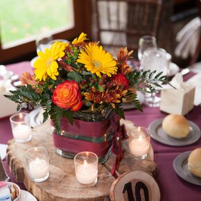 Reception Table Burgundy and Ivory Lines