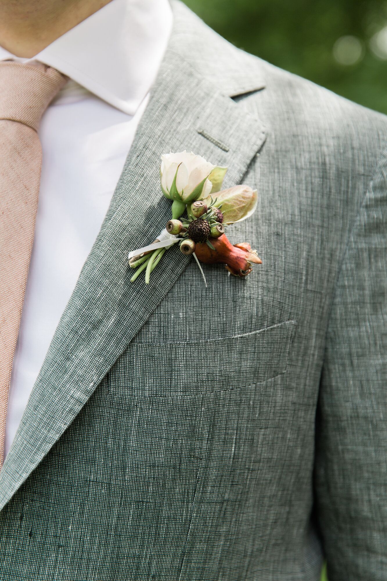 groom-s-boutonniere