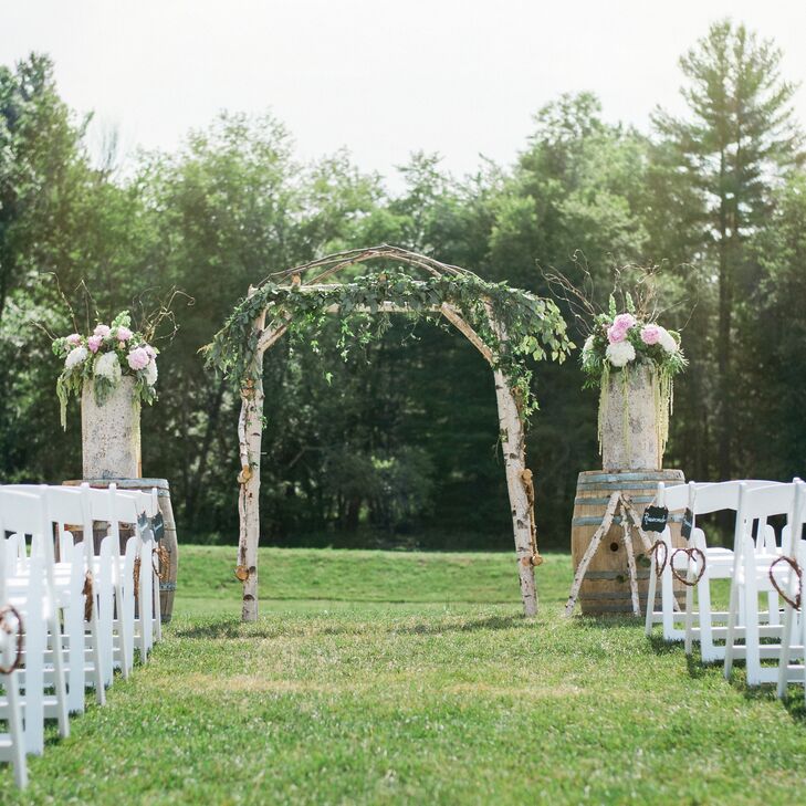 A Rustic, Elegant Wedding at LaBelle Winery in Amherst, New Hampshire