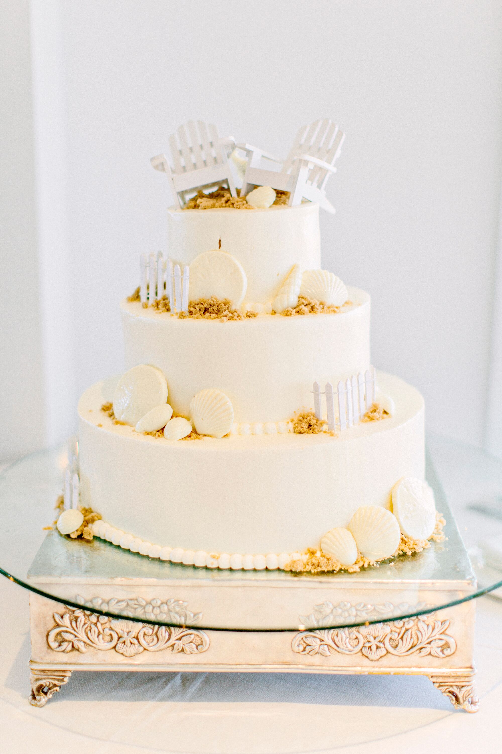 Beach and Seashell-Themed Wedding Cake