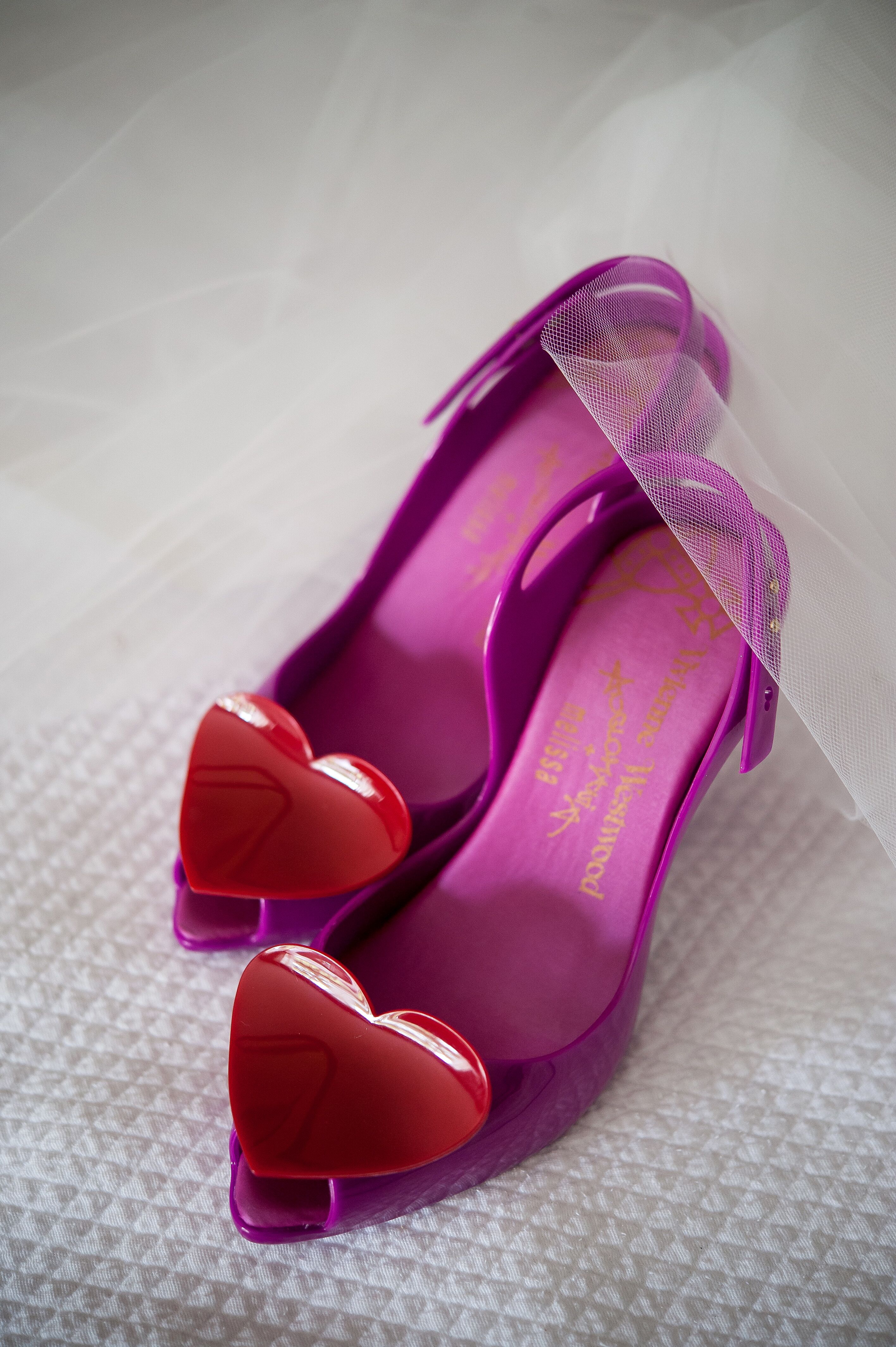 Kræft Disse diagonal Fun Vivienne Westwood Heart-Accented Wedding Shoes