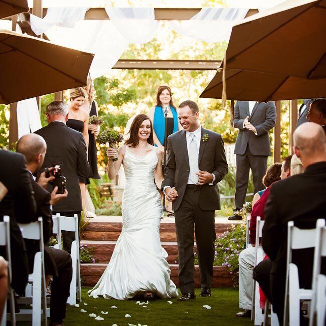 A Casual  Outdoor Wedding  in Las  Vegas  NV