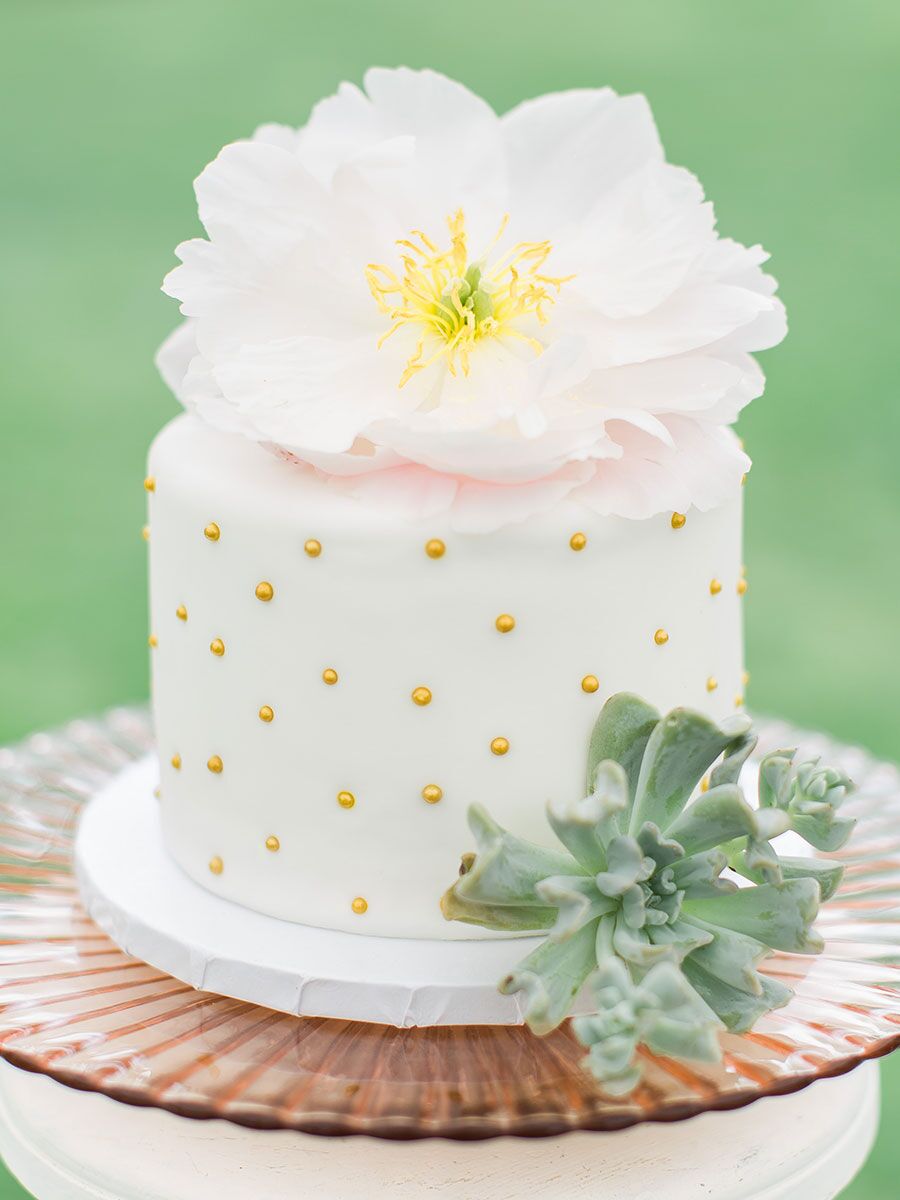 Single Layer Wedding Cake Designs 6