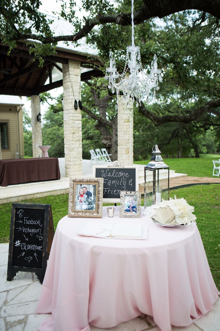 A Chic Traditional Wedding at Cathedral Oaks in Belton, Texas