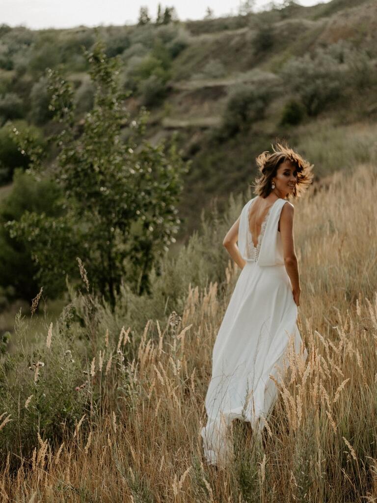 boho mountain wedding dress 22 Mountain Wedding Dress Ideas From Simple to Stunning