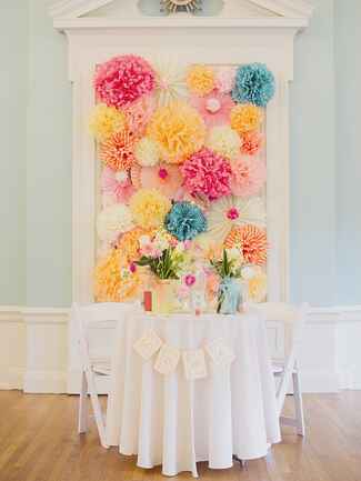 15 Ways to Use Paper Flowers at Your Wedding