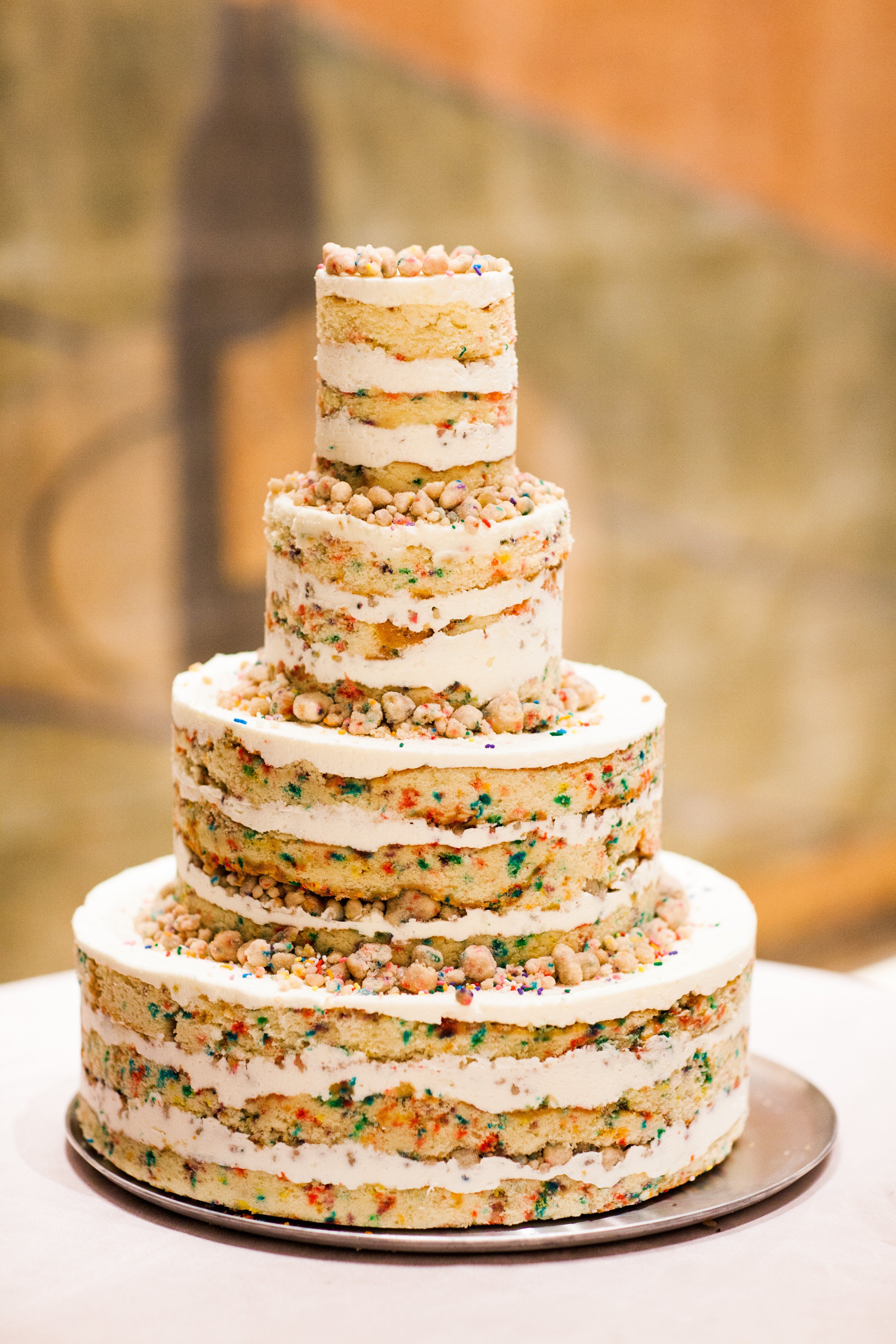  Momofuku  Funfetti Cake 