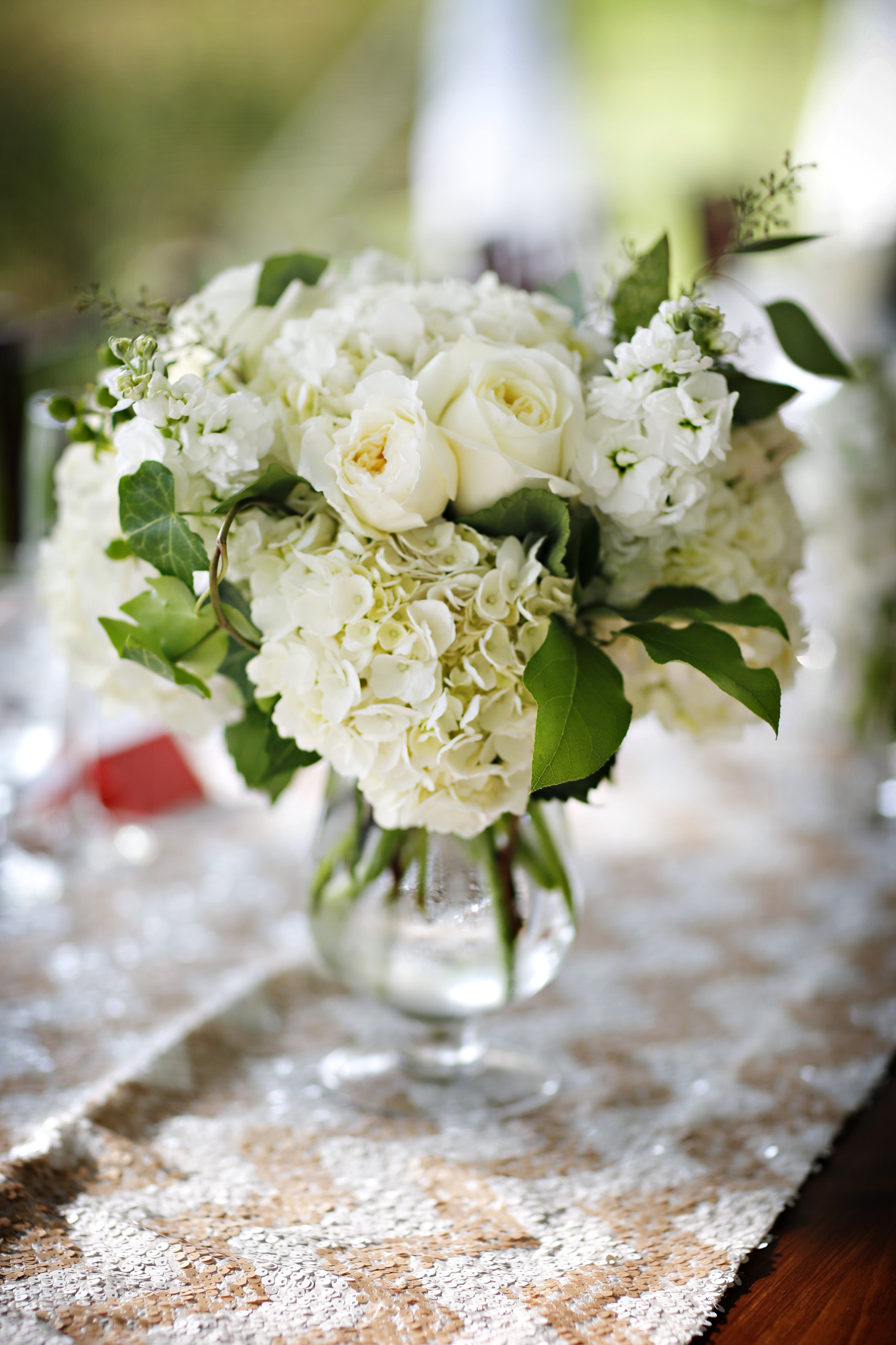 White Floral Centerpieces 0841