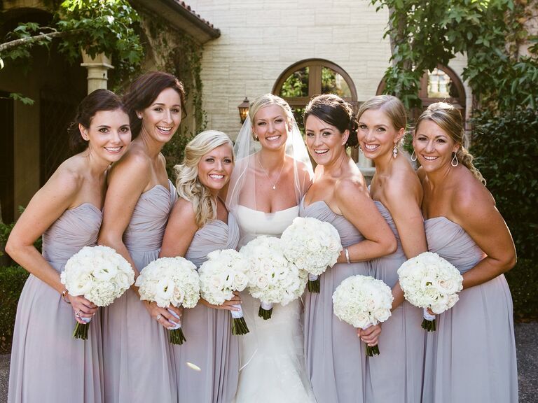What are good colors for bridesmaid dresses