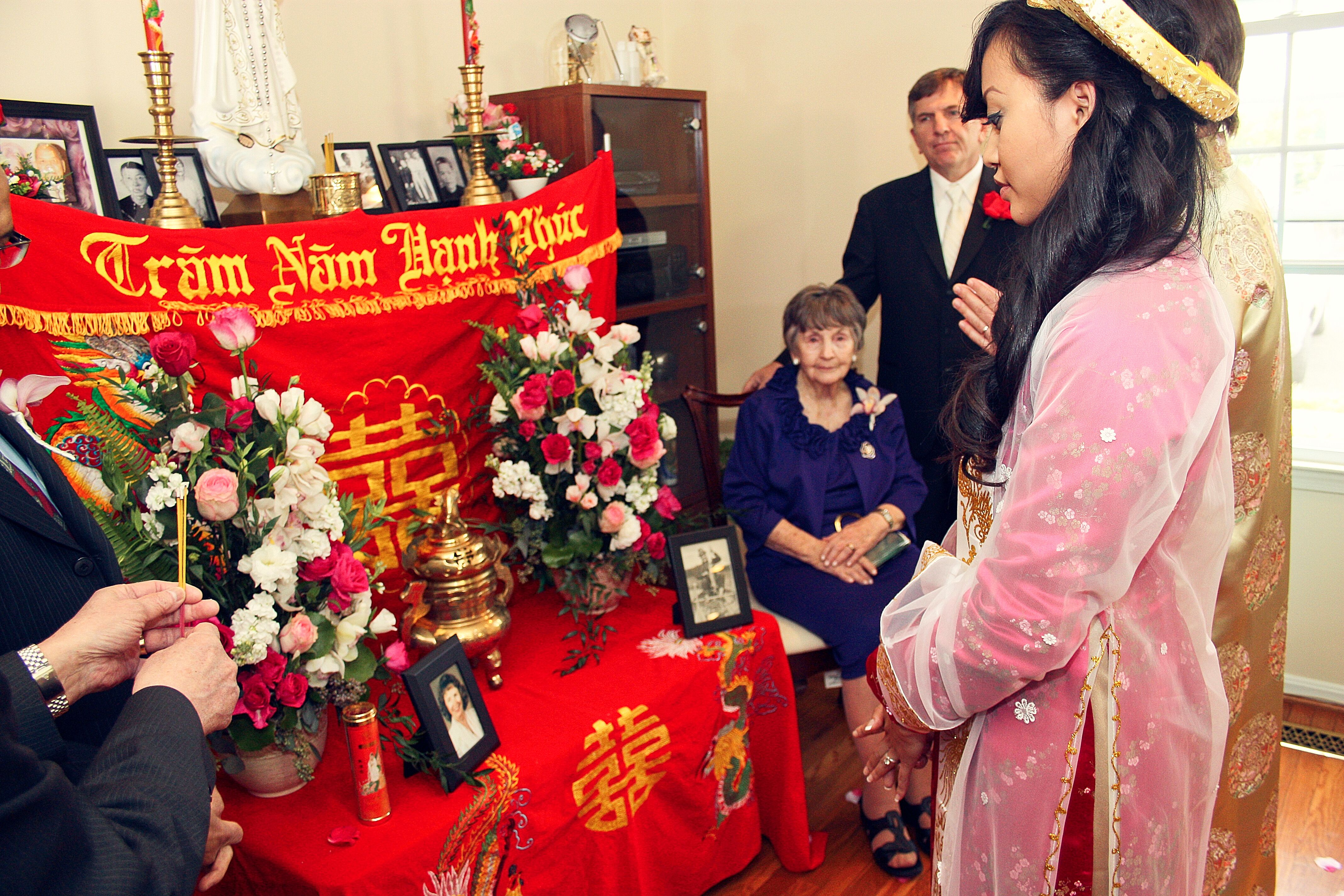 Traditional Vietnamese Tea Ceremony