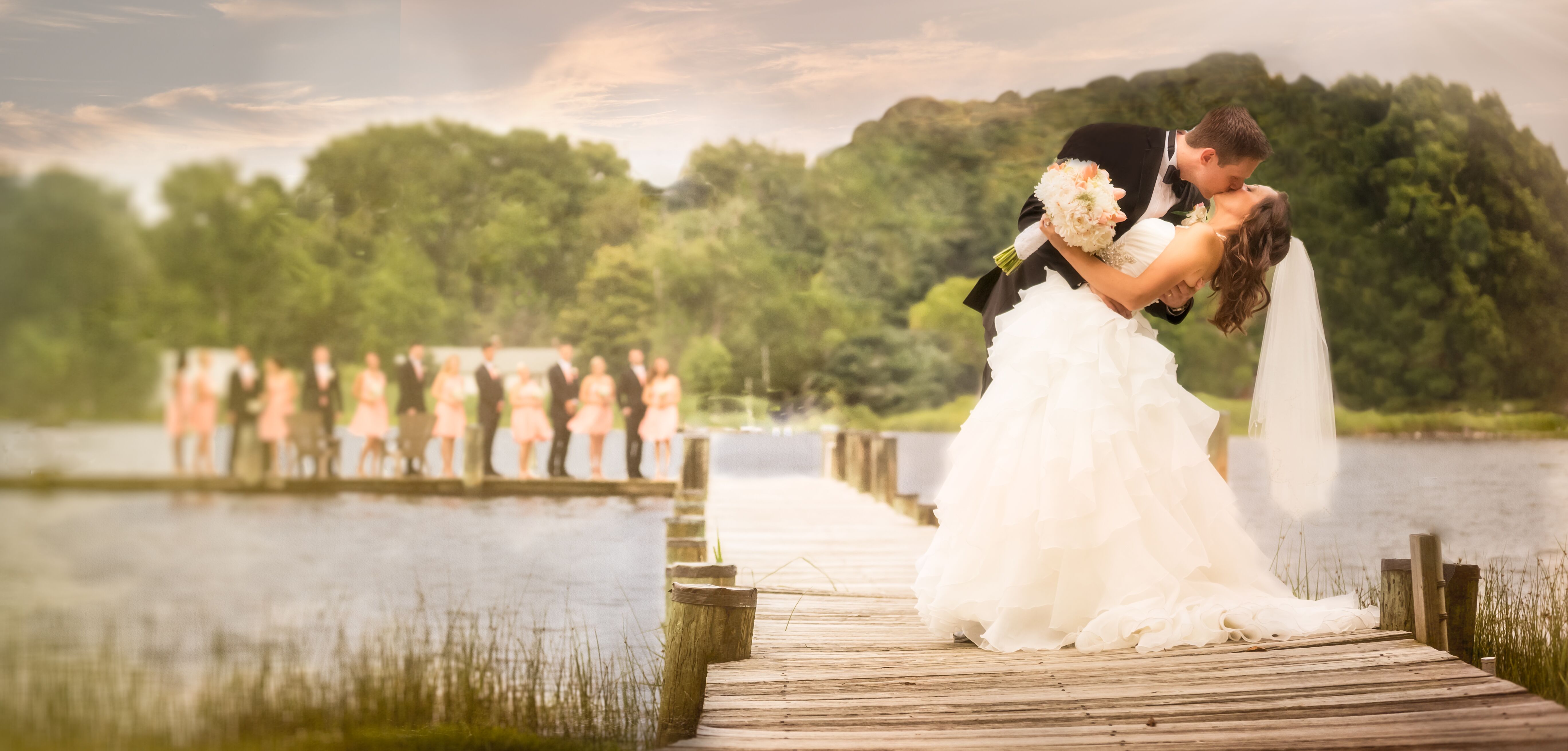 Bride And Groom On Chesapeake Bay At Historic Kent Manor Inn