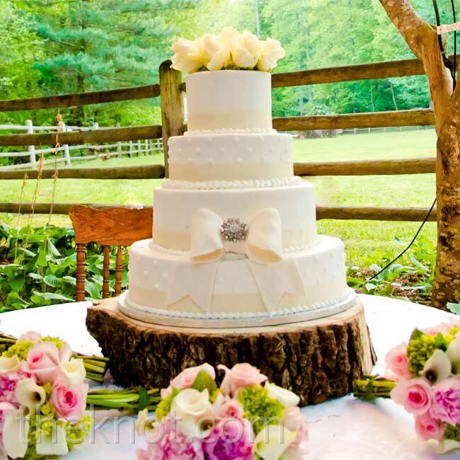 Fondant Bow Cake