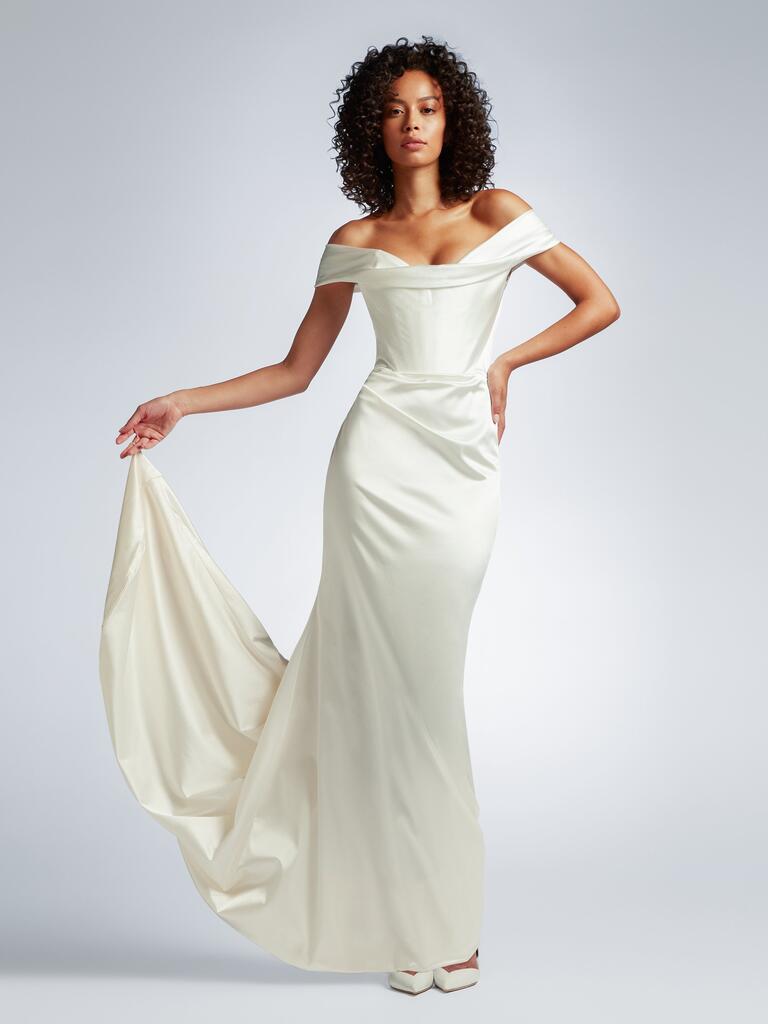 90s inspired wedding guest dress Essentials Full Cup Multiway Strapless Lined Bra  Lays Australia