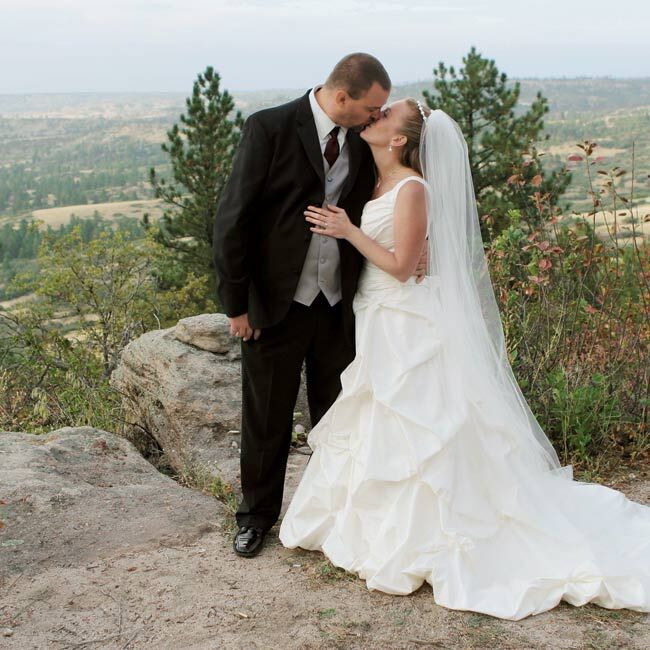 Angela &amp; Michael A Rustic Wedding in Sedalia, CO