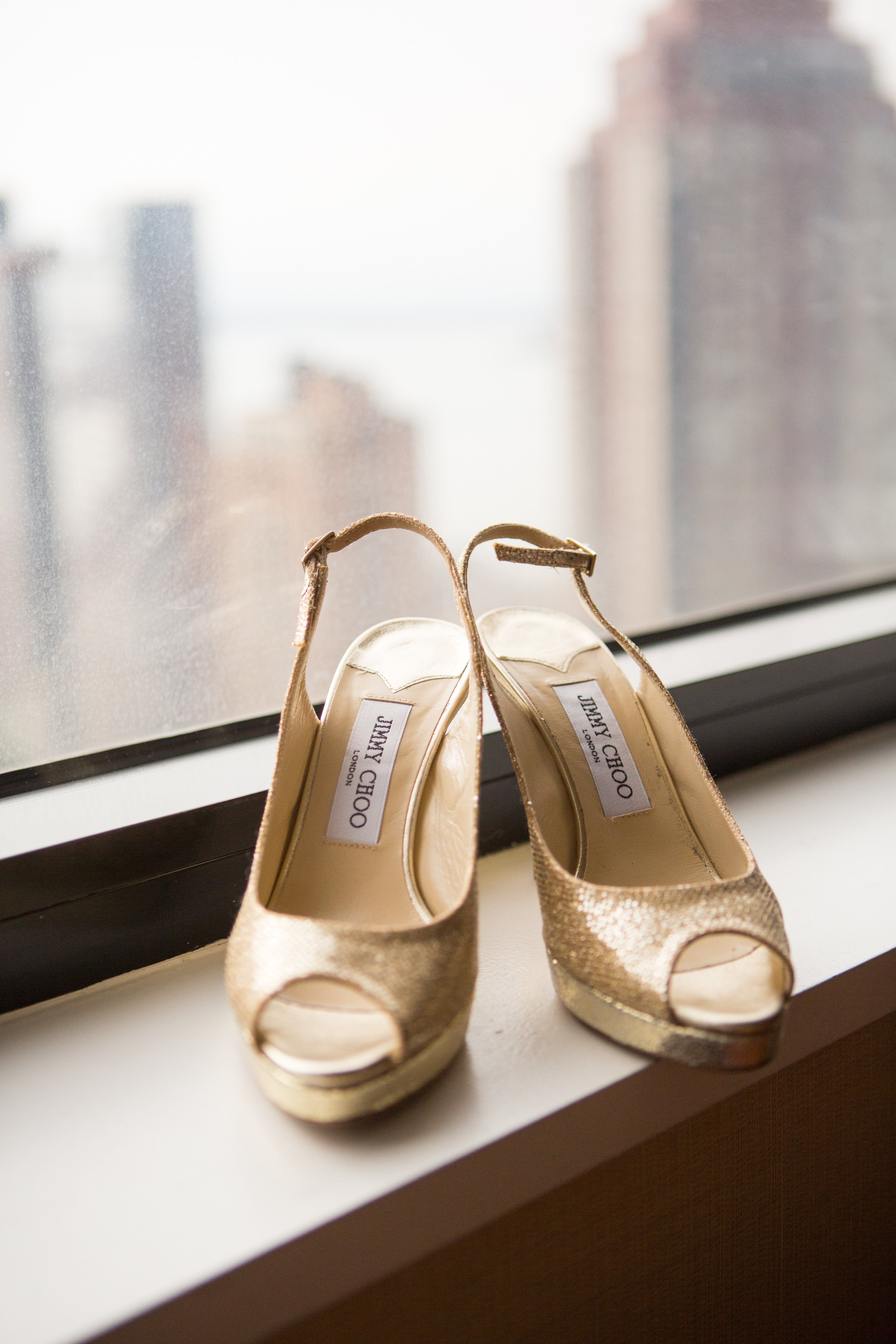 gold-bridal-shoes