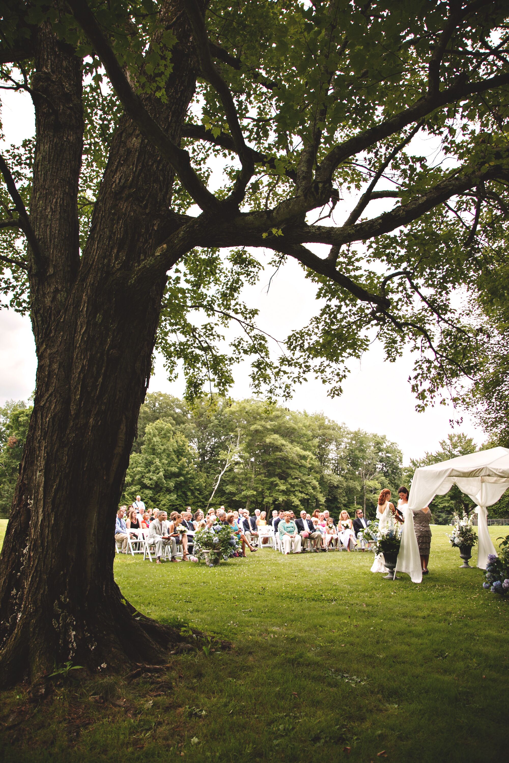 A Rustic Chic Wedding at Brodie Park in New Hartford Connecticut