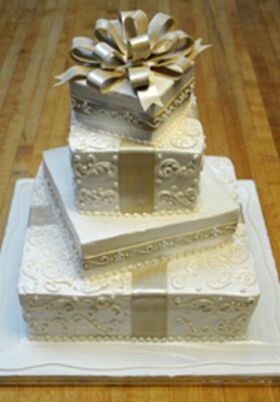  Wedding  Cake  Bakeries  in New  Orleans  LA The Knot