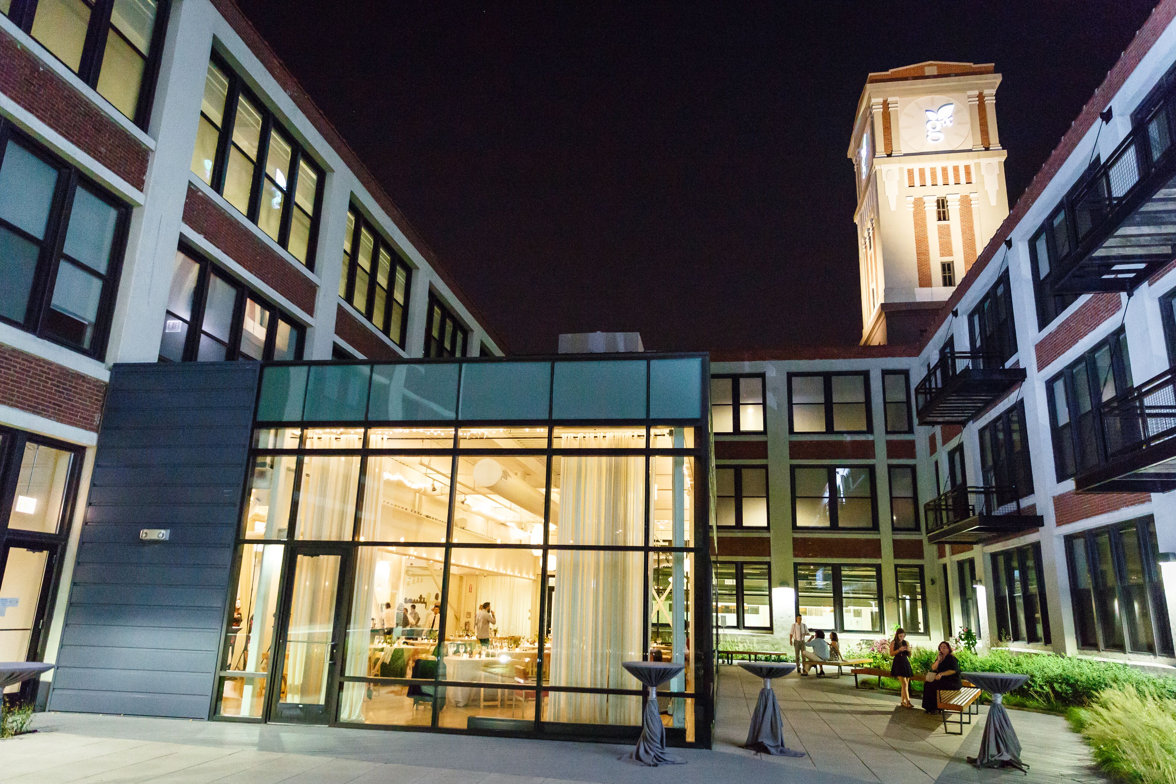 Exterior View of the Greenhouse Loft in Chicago