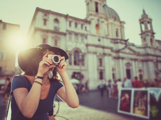 girl traveling with camera