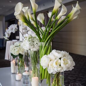 Modern White Gladiolus Centerpieces