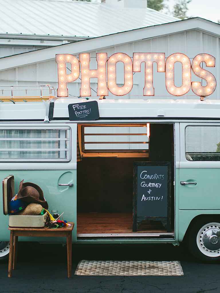15 Photo Booth Ideas for a Fun Wedding Reception