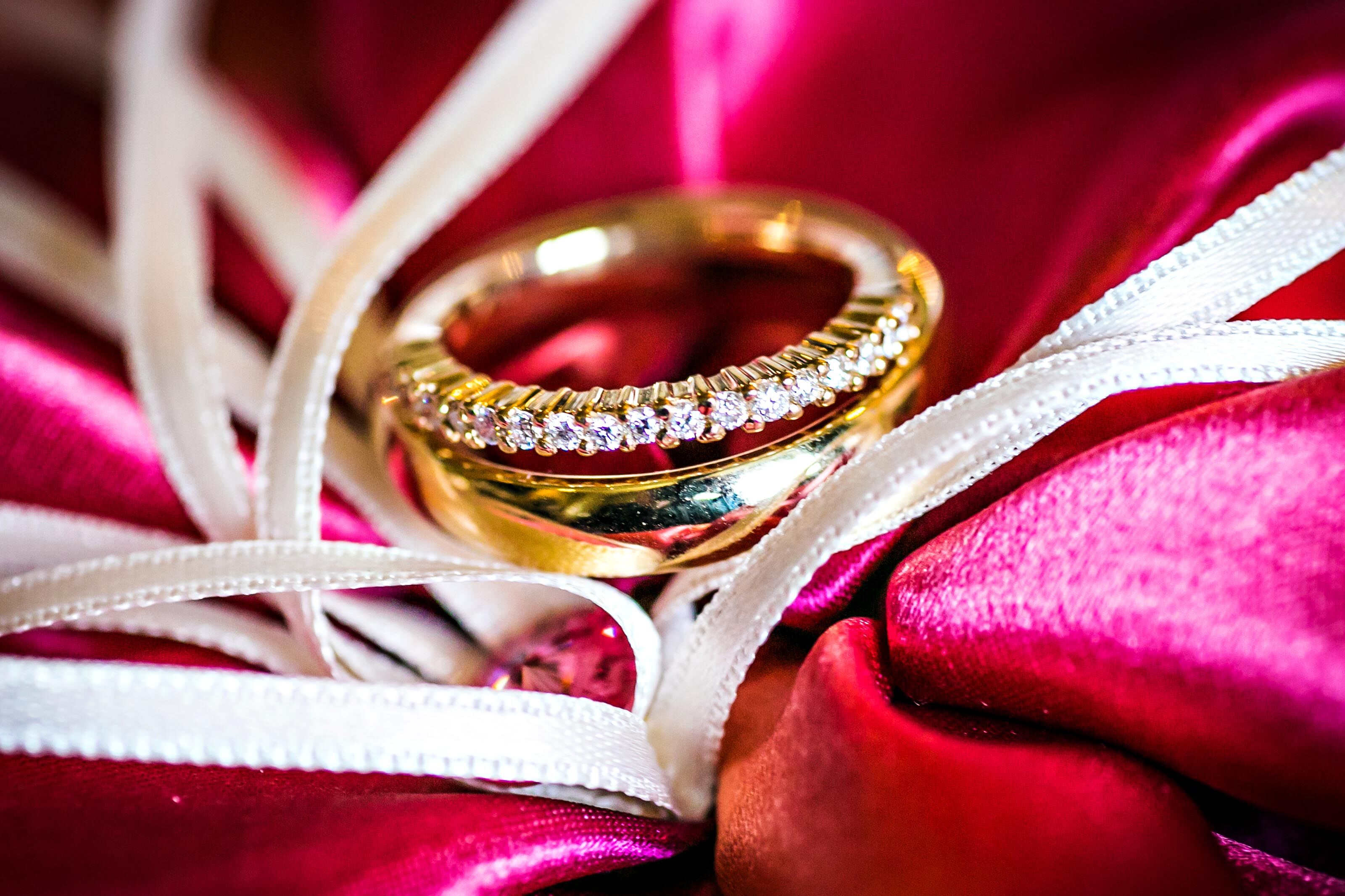 Gold Set of Traditional Wedding Rings