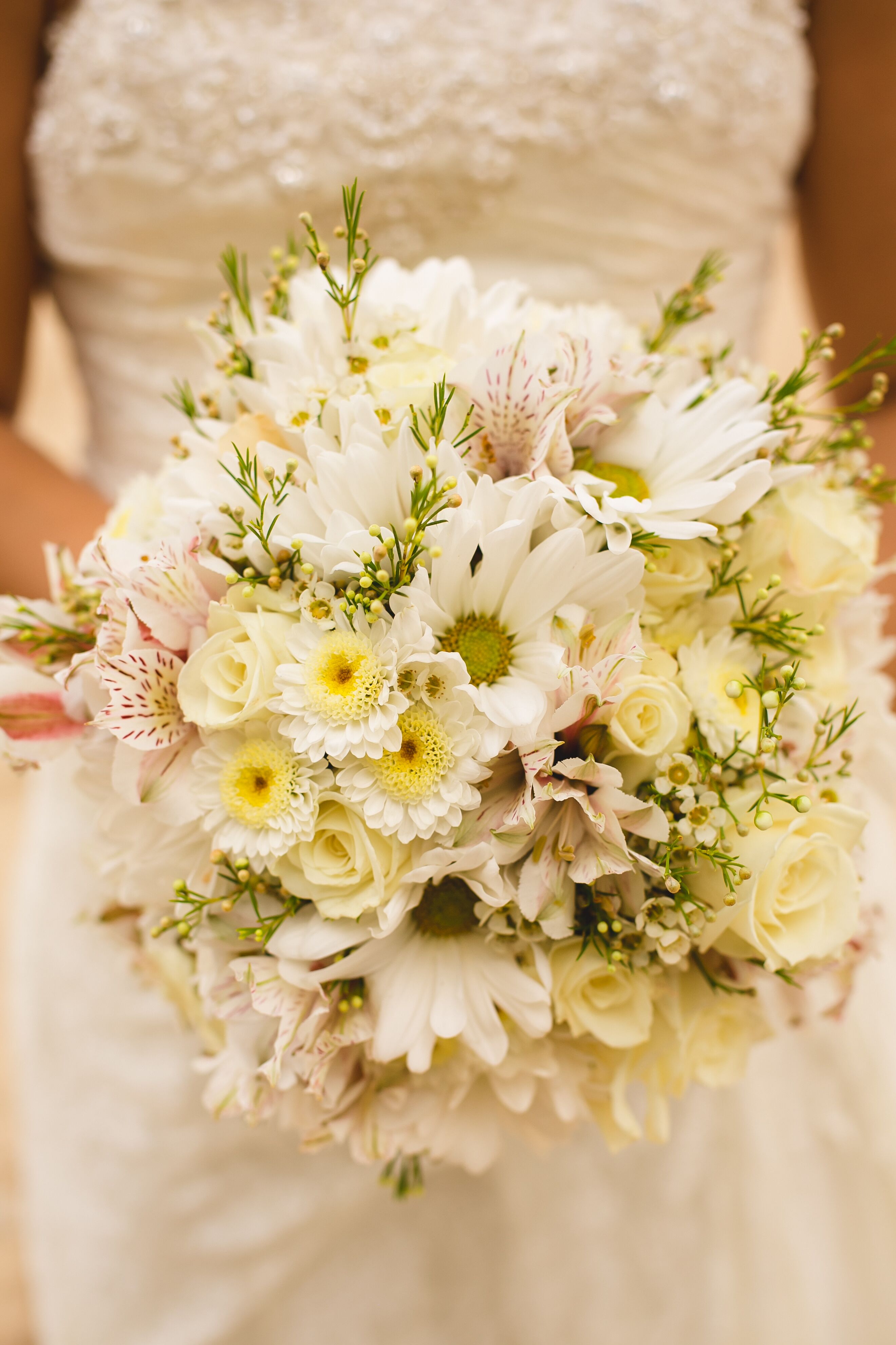 White Daisy Rose And Tiger Lily Bouquet