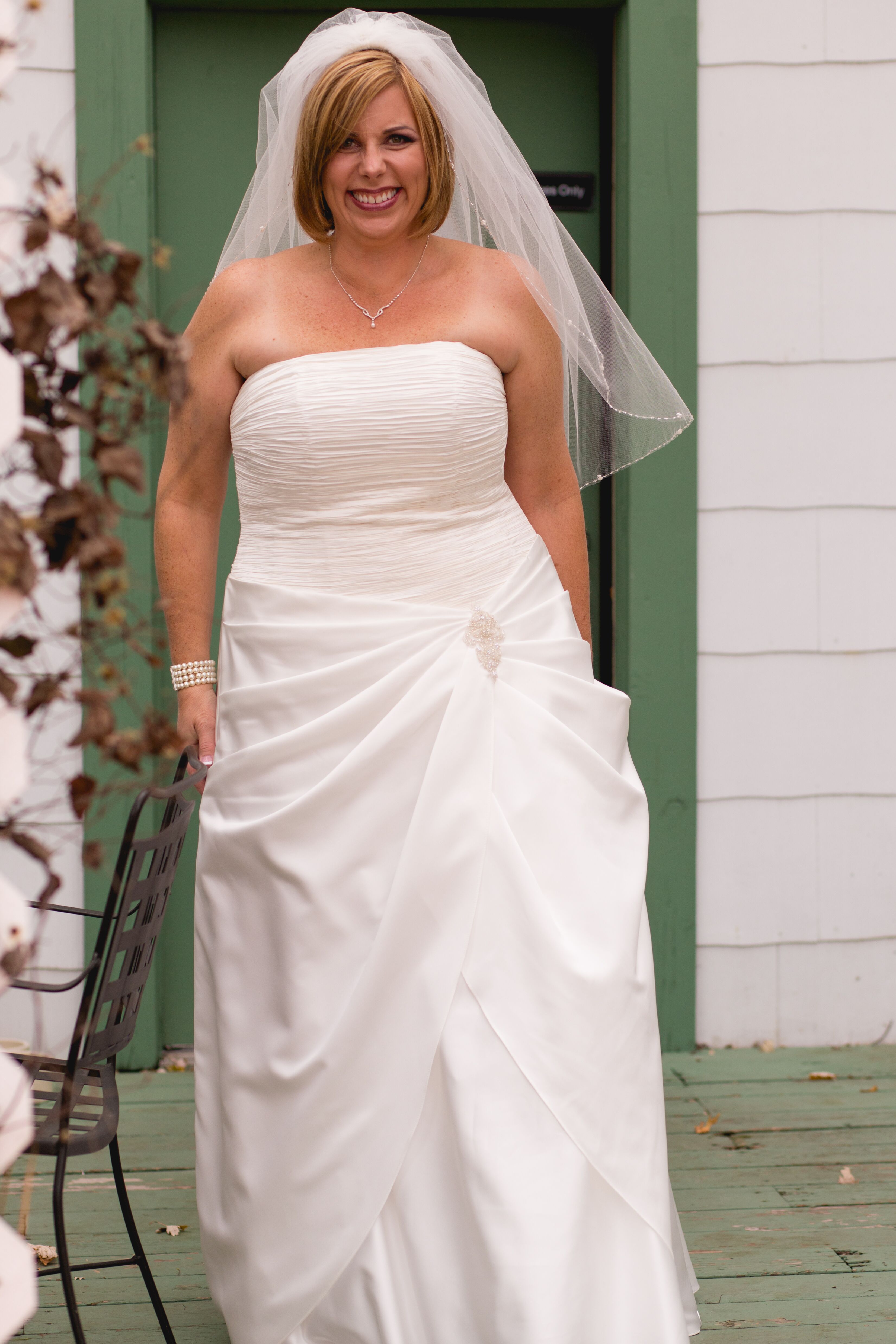 Strapless ruched outlet wedding dress