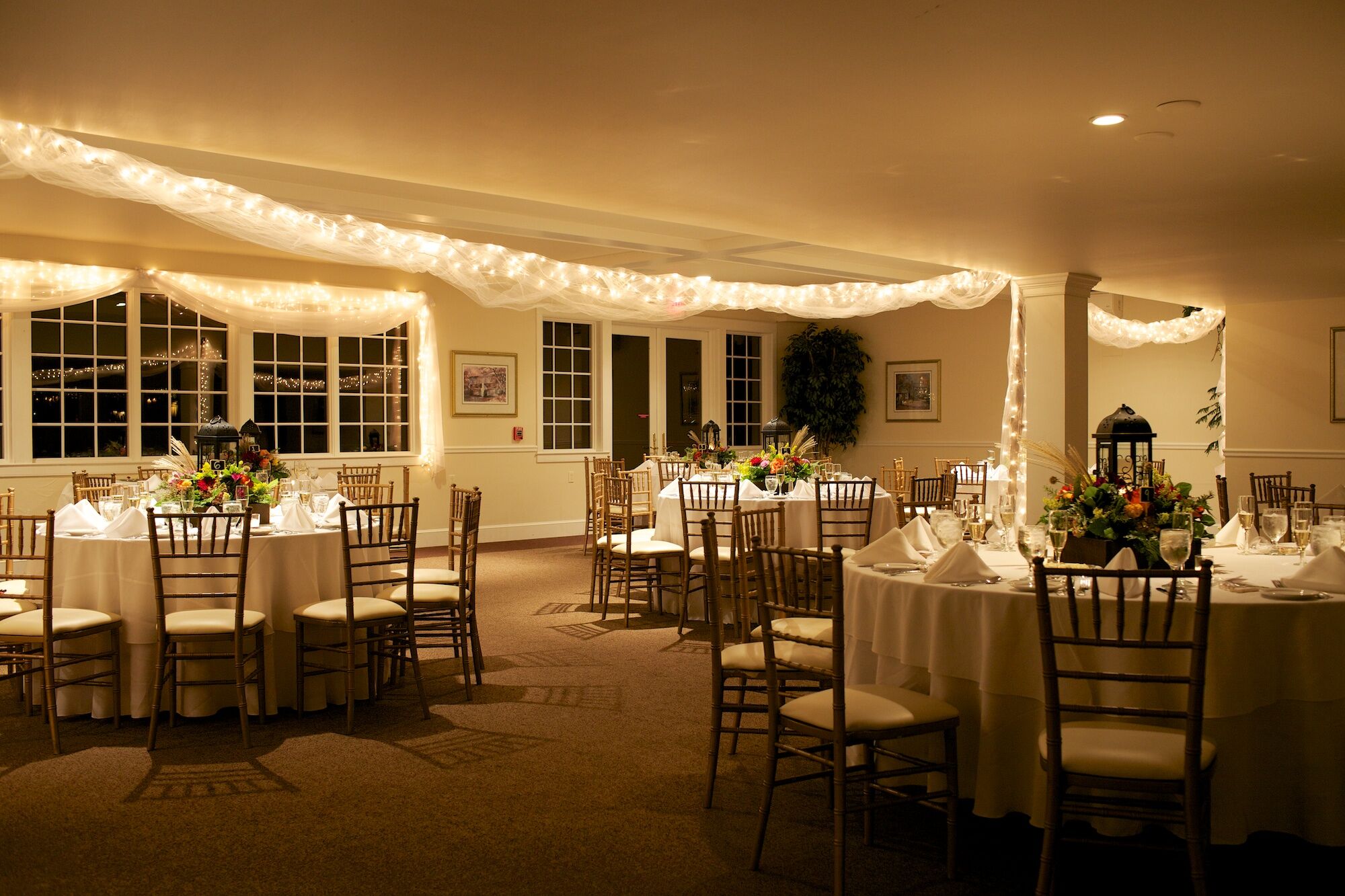 Reception At The Centre Bridge Inn With String Lights