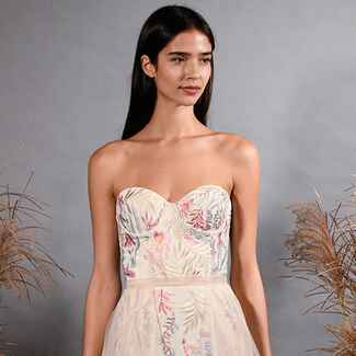 Hermione de Paula Spring 2019 Collection: Bridal Fashion Week Photos
