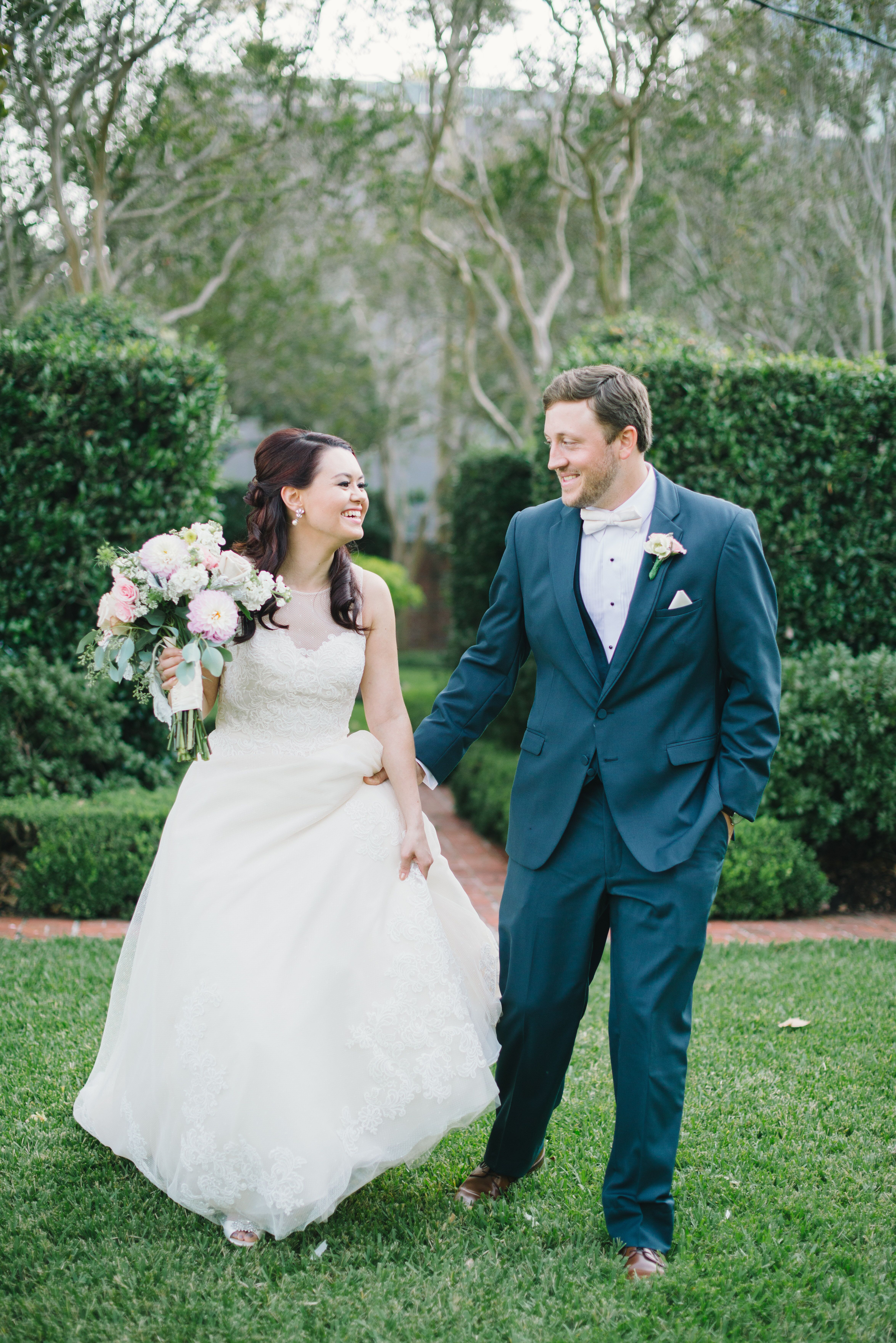 A Classic Wedding at River Oaks Garden Club Forum of Civics in Houston,  Texas