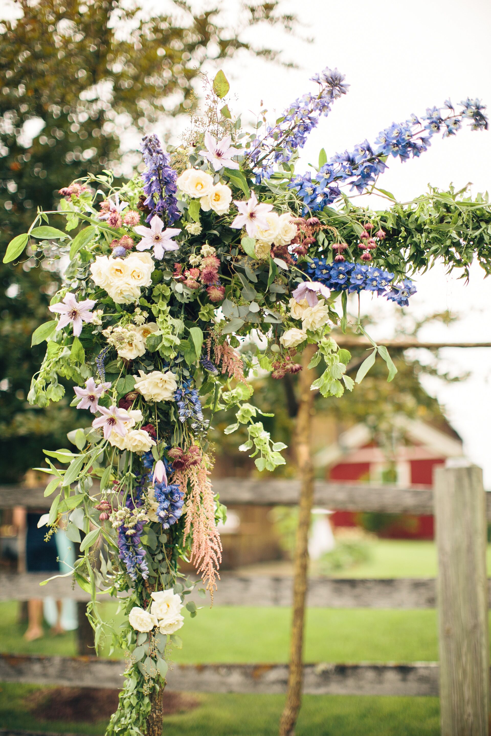 Natural Wedding-Arch Flowers