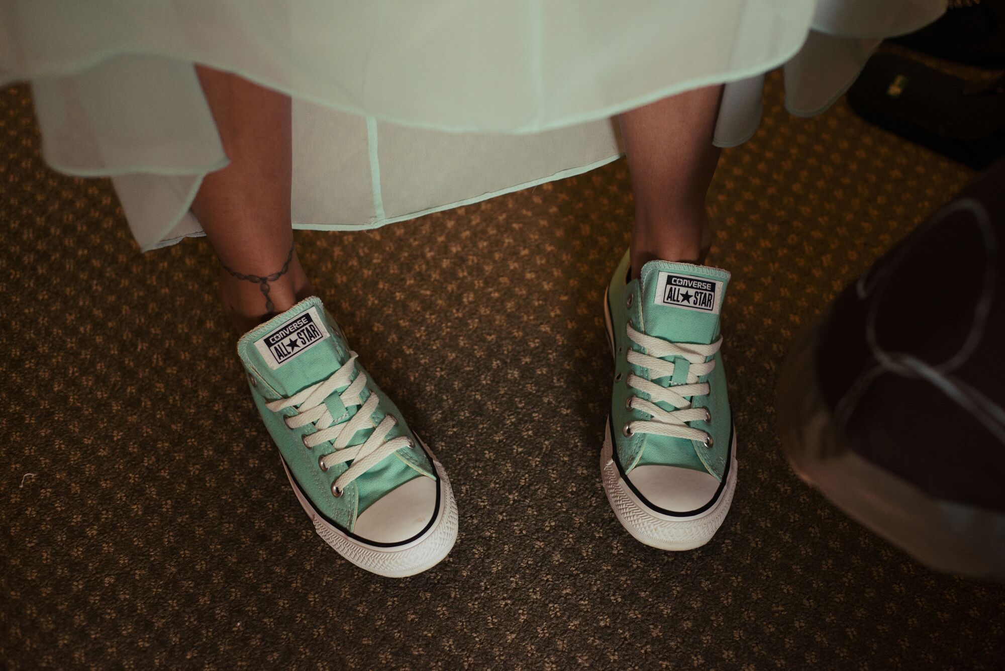 Series de tiempo judío Suburbio Mint Green Converse Wedding Sneakers