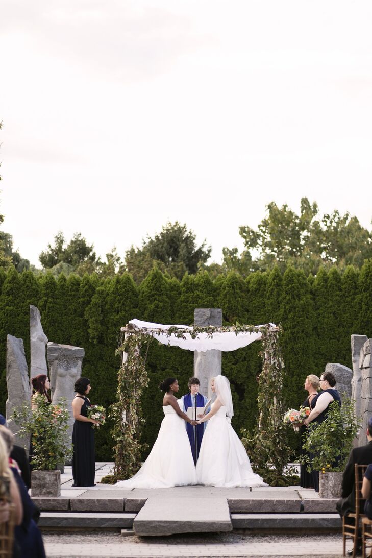 A Romantic Outdoor Wedding in Hamilton NJ