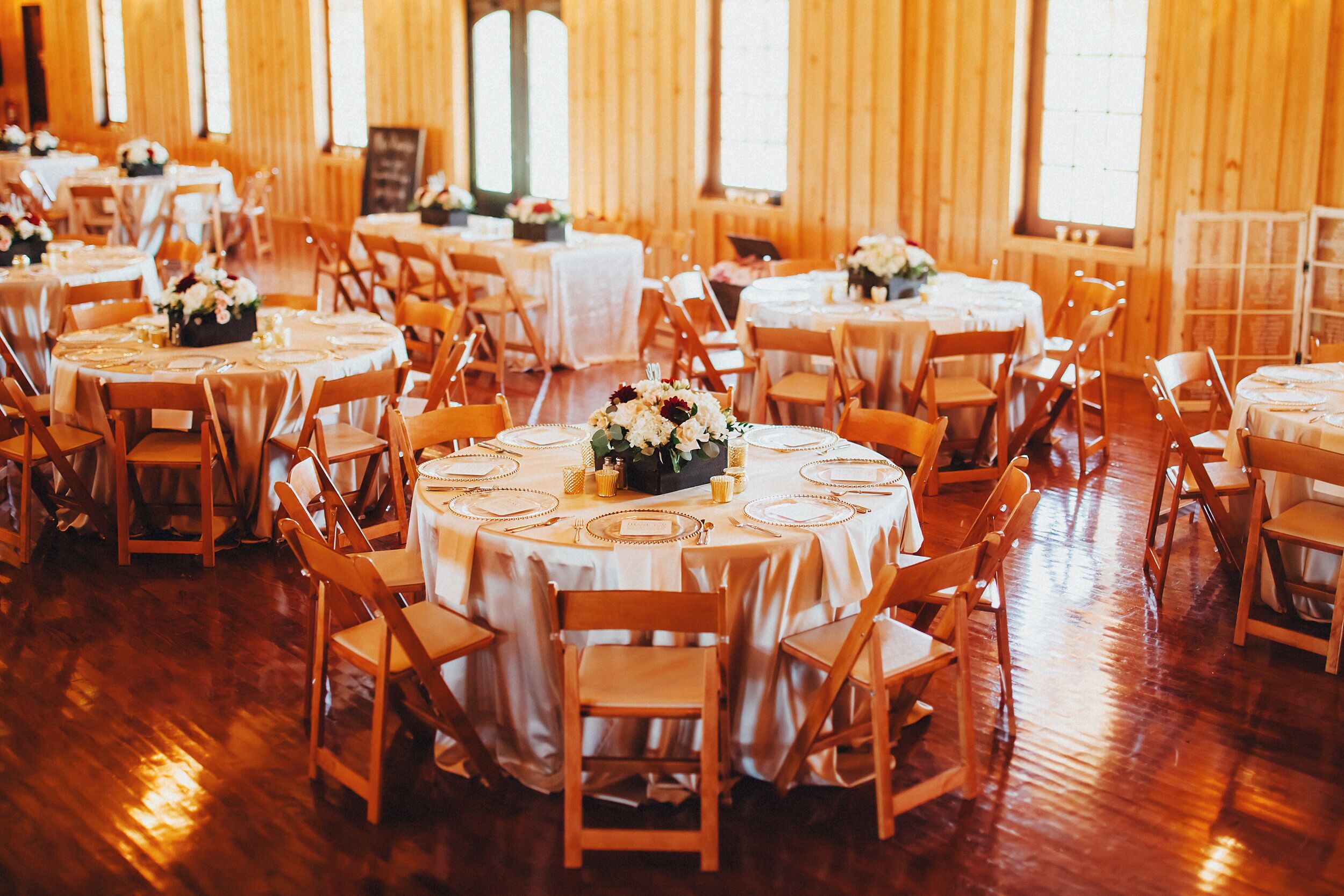 Round Champagne Dining Tables With Wooden Folding Chairs