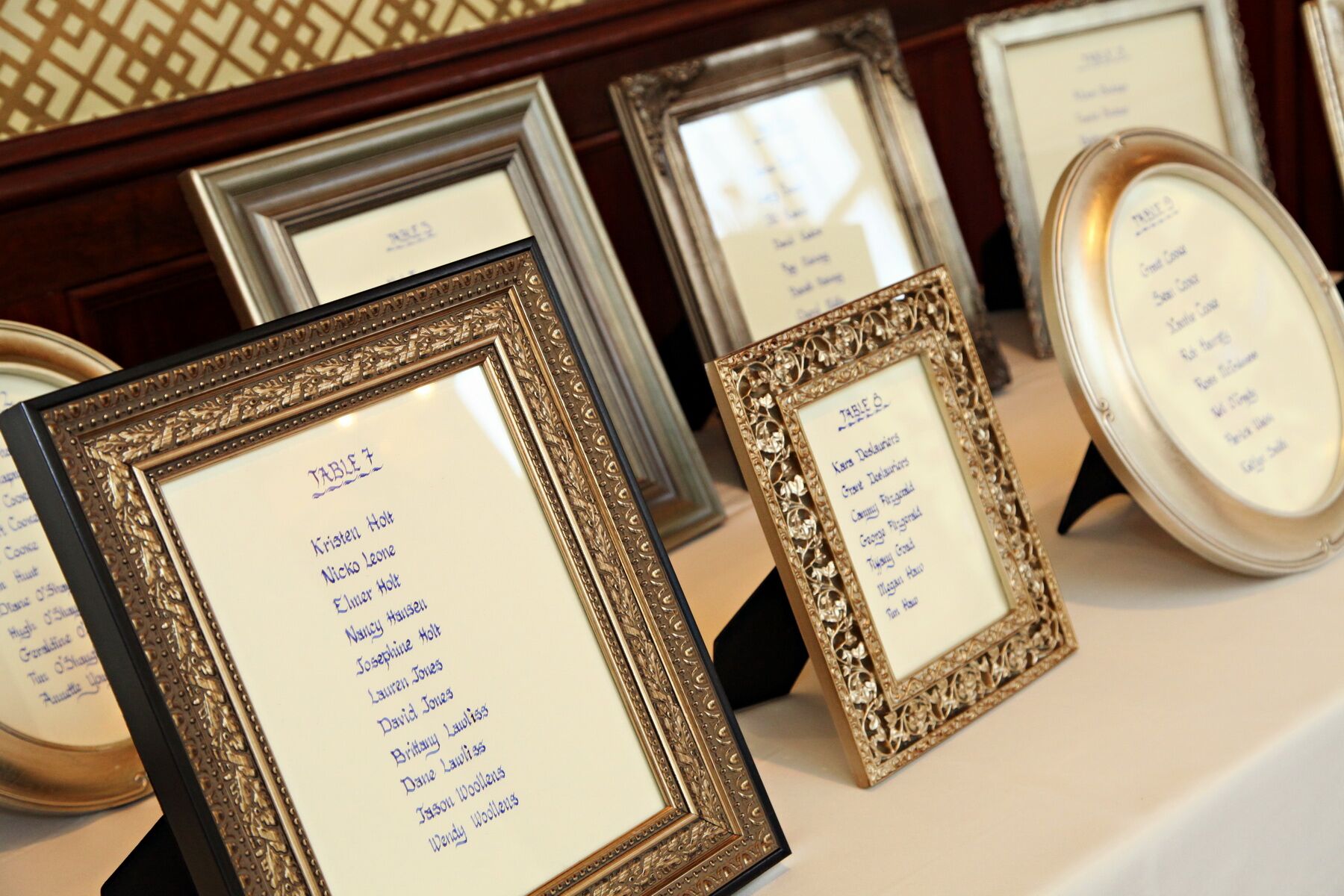 gilded-frame-seating-chart