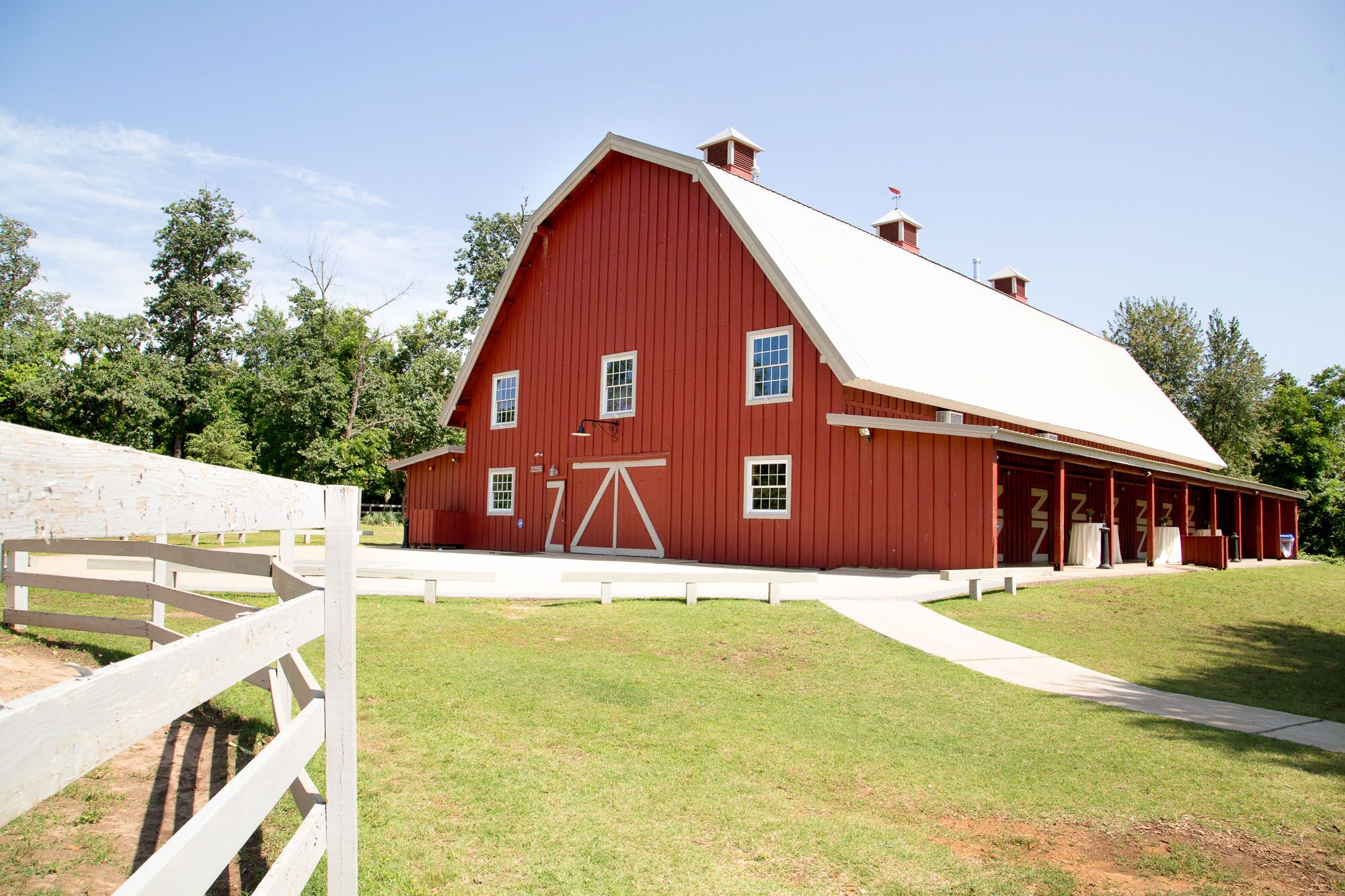 Rustic Red Pratt Place Barn And Inn Wedding Venue